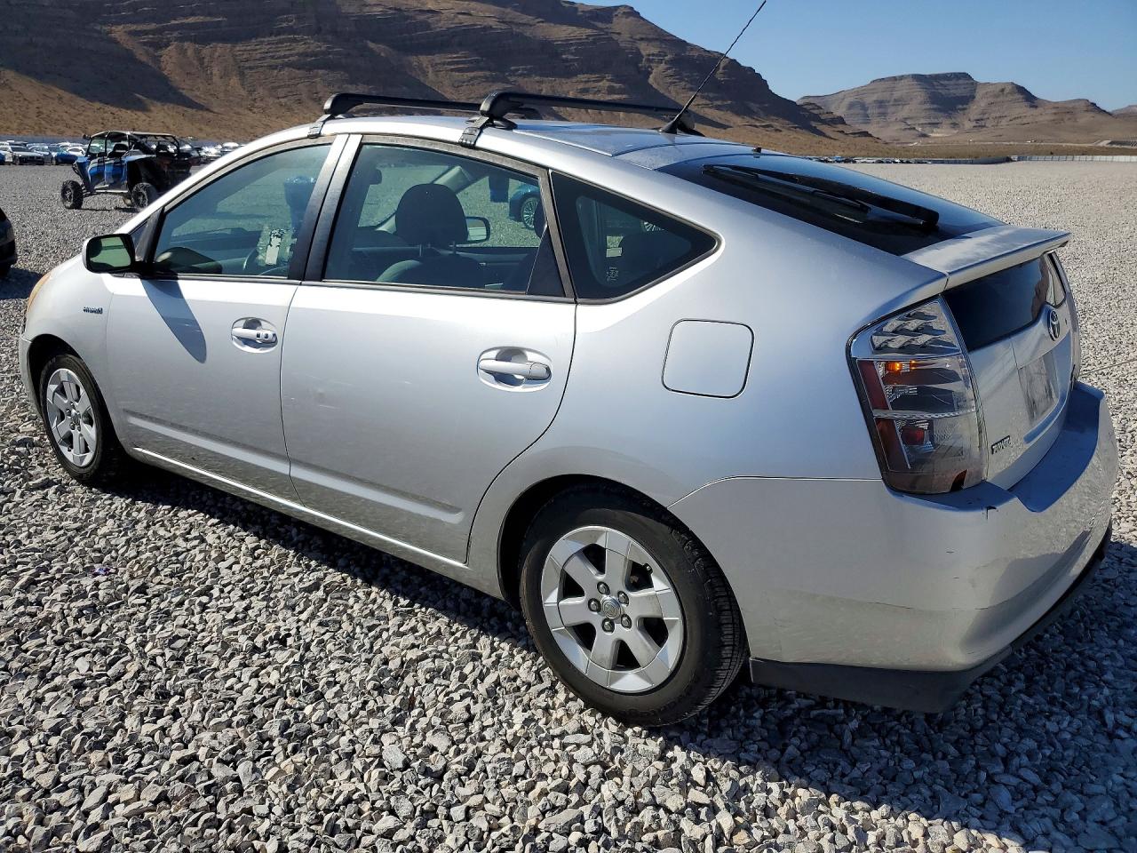 2008 Toyota Prius Base Silver vin: JTDKB20U083344584