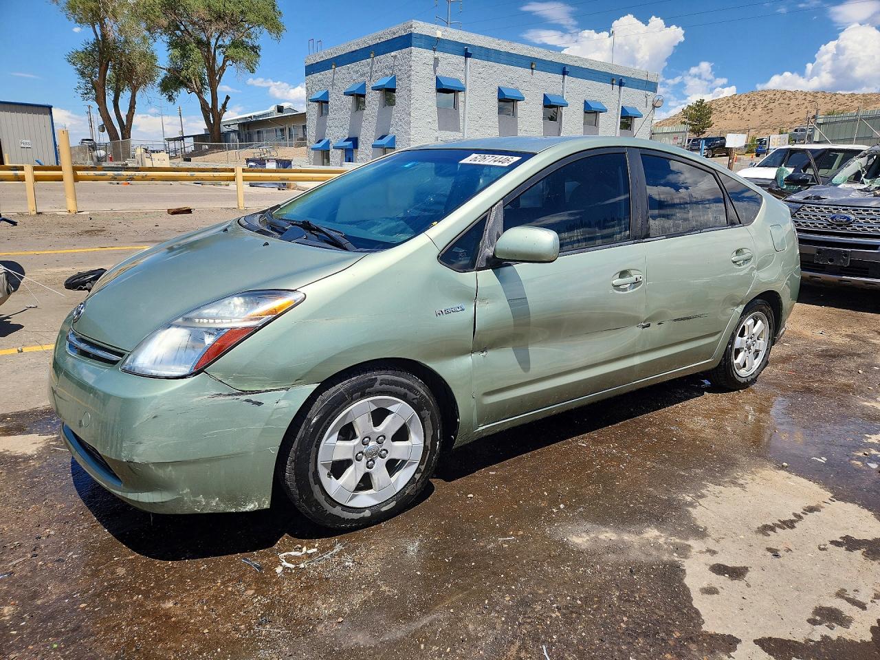 2008 Toyota Prius Base Green vin: JTDKB20U083344827
