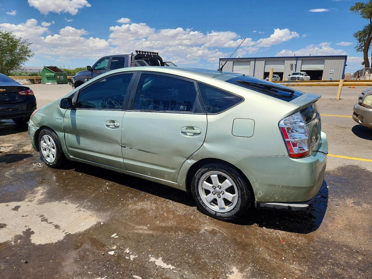 2008 Toyota Prius Base Green vin: JTDKB20U083344827