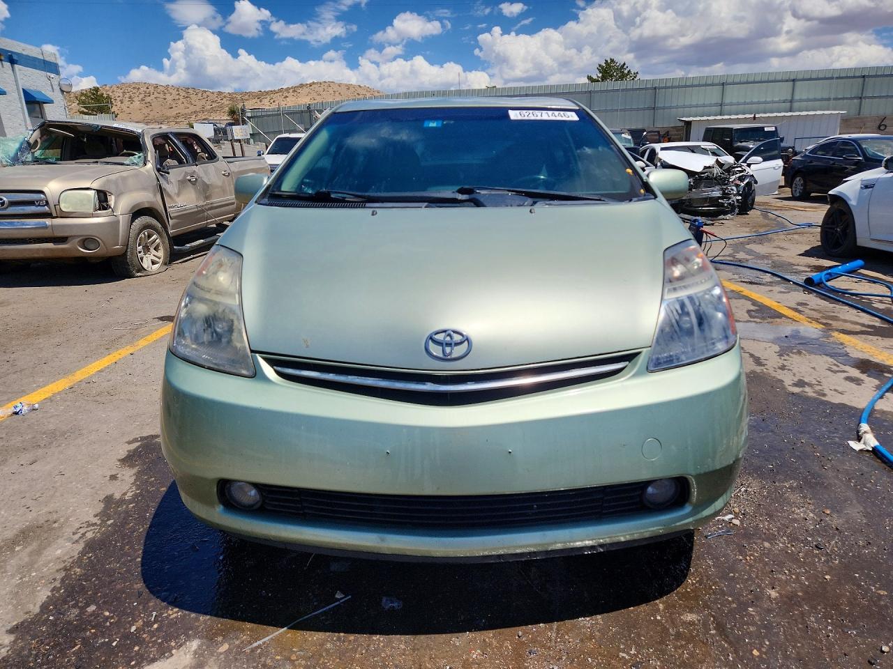 2008 Toyota Prius Base Green vin: JTDKB20U083344827