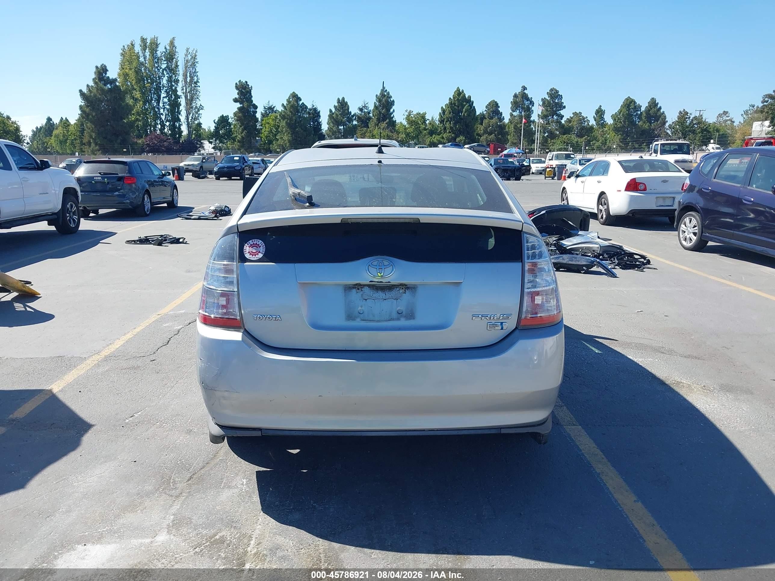 2008 Toyota Prius   Gray vin: JTDKB20U083350076
