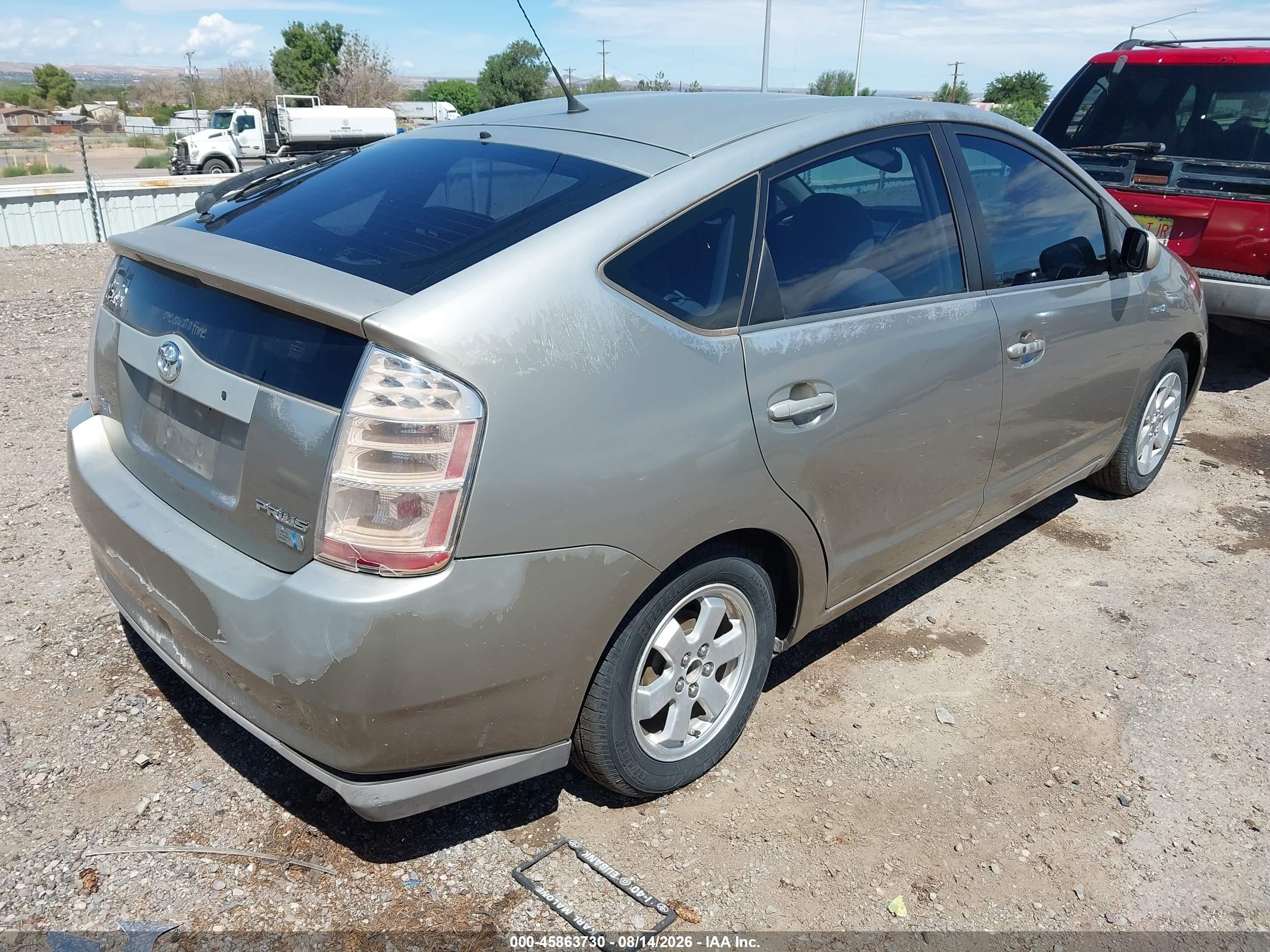 2008 Toyota Prius   Gold vin: JTDKB20U083350112
