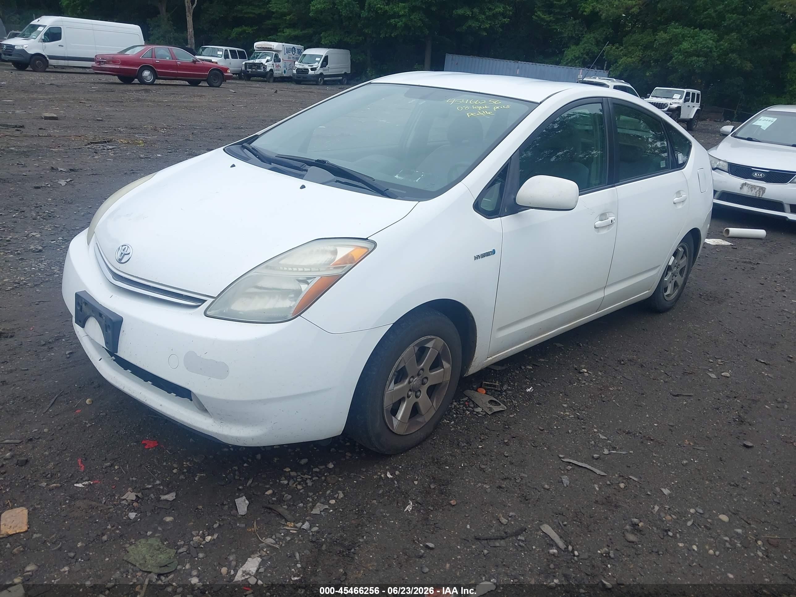 2008 Toyota Prius   White vin: JTDKB20U083351664