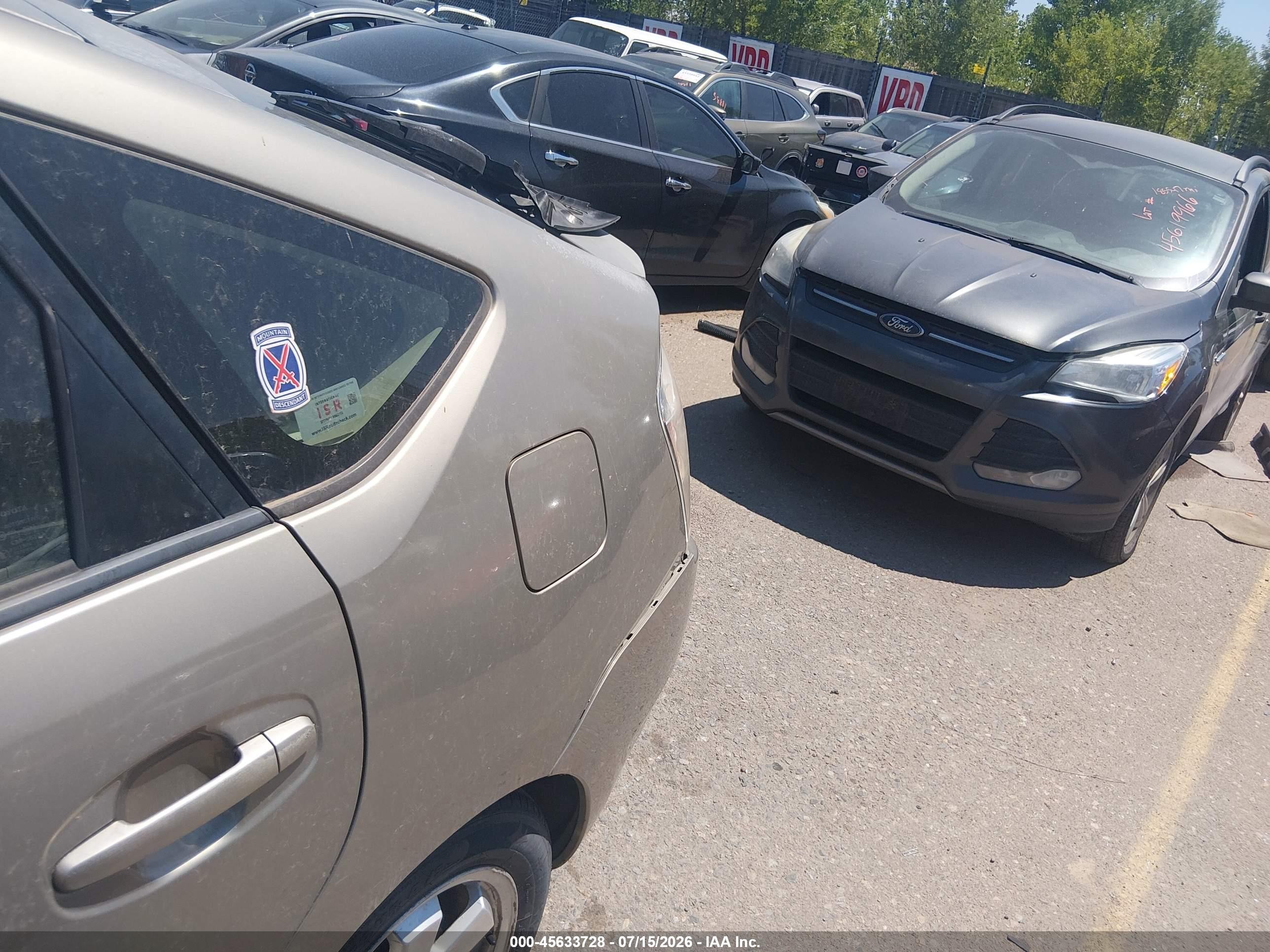 2008 Toyota Prius Touring Gold vin: JTDKB20U083371638