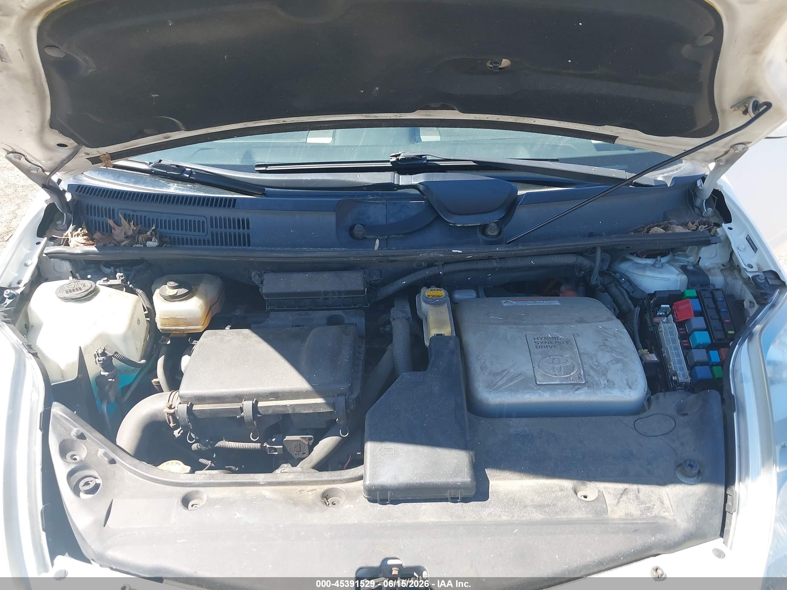 2008 Toyota Prius   Белый vin: JTDKB20U083380632