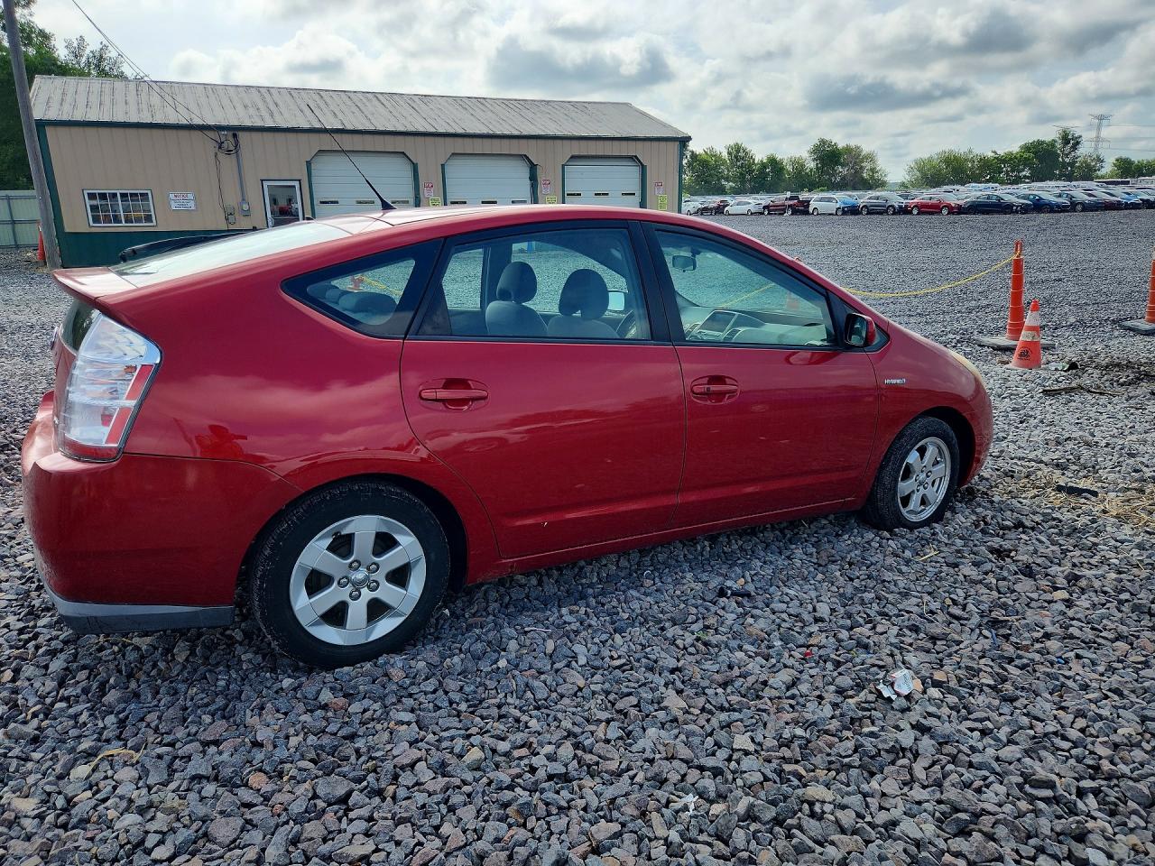 2008 Toyota Prius Base Red vin: JTDKB20U083425701