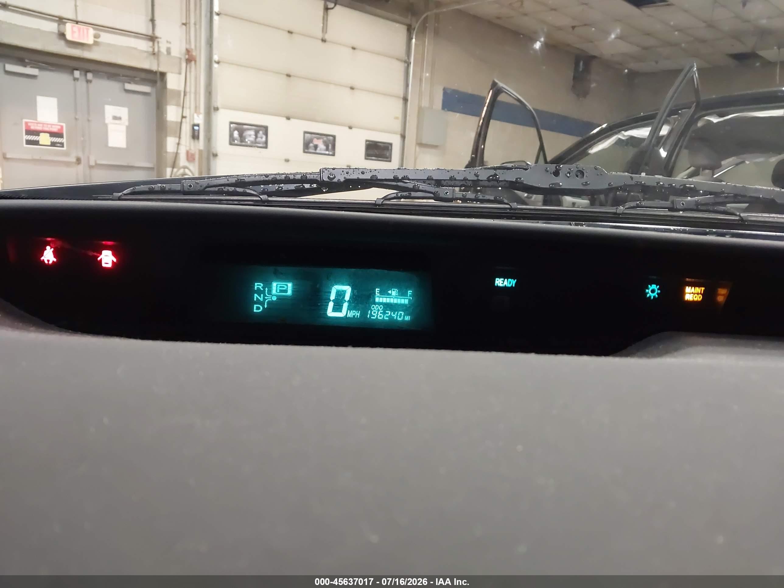 2008 Toyota Prius   Silver vin: JTDKB20U083439369