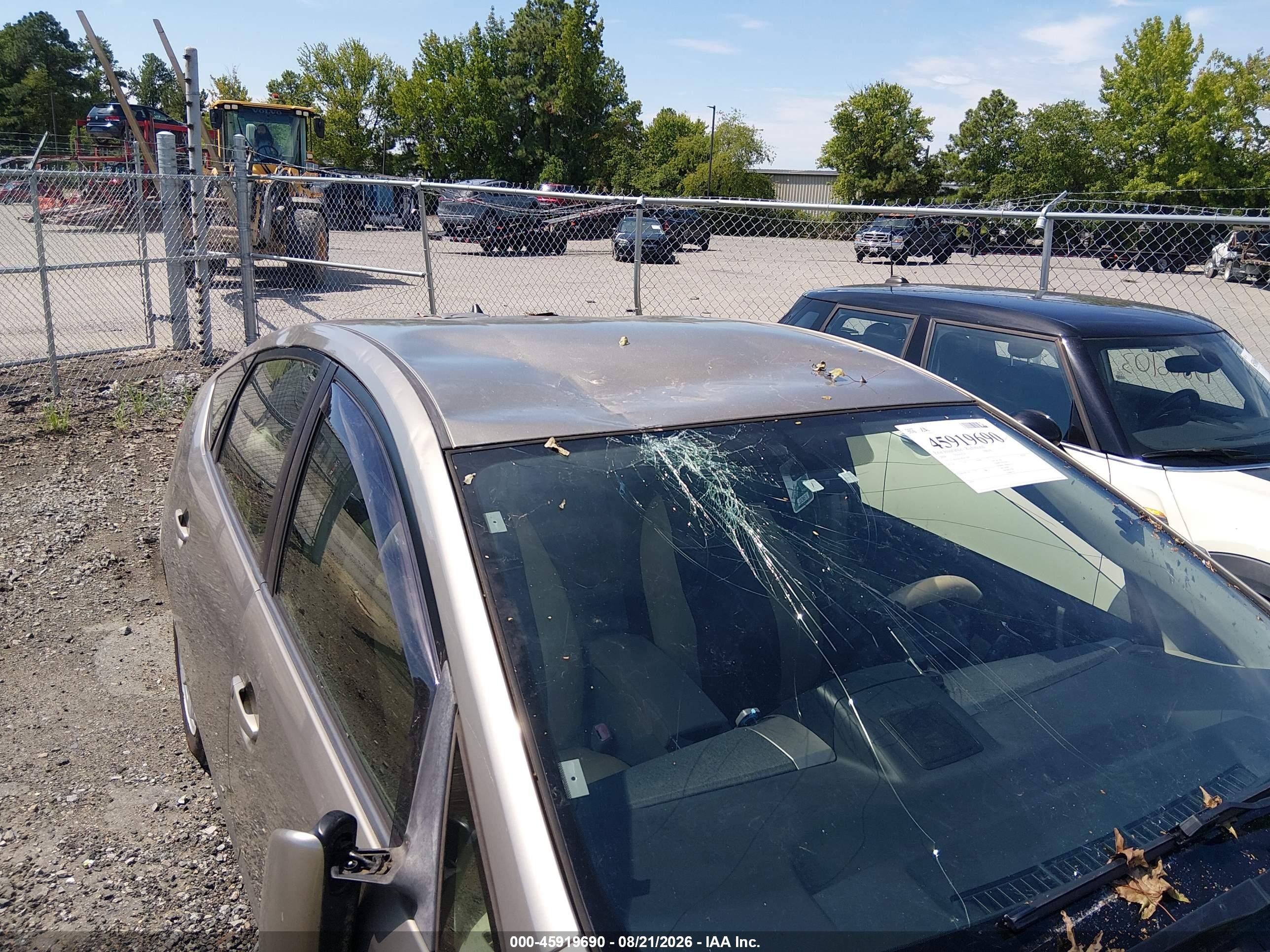 2008 Toyota Prius   Champagne vin: JTDKB20U083457497