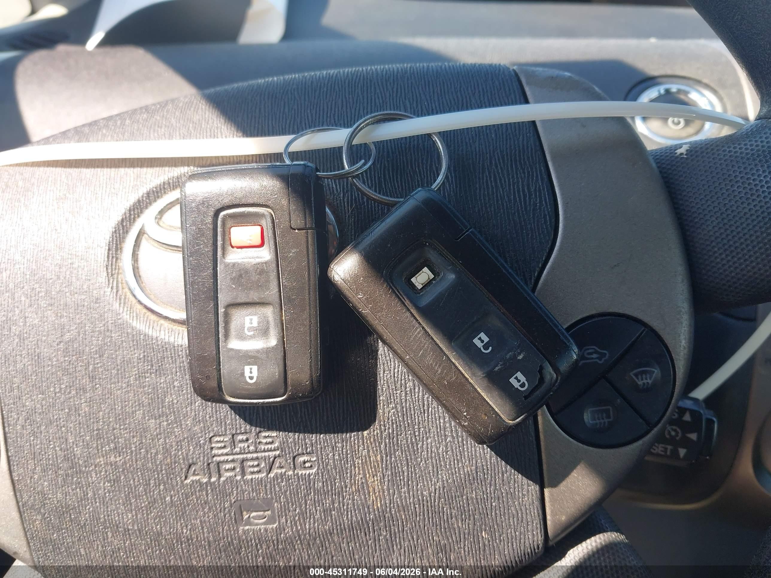 2008 Toyota Prius   Blue vin: JTDKB20U087724002