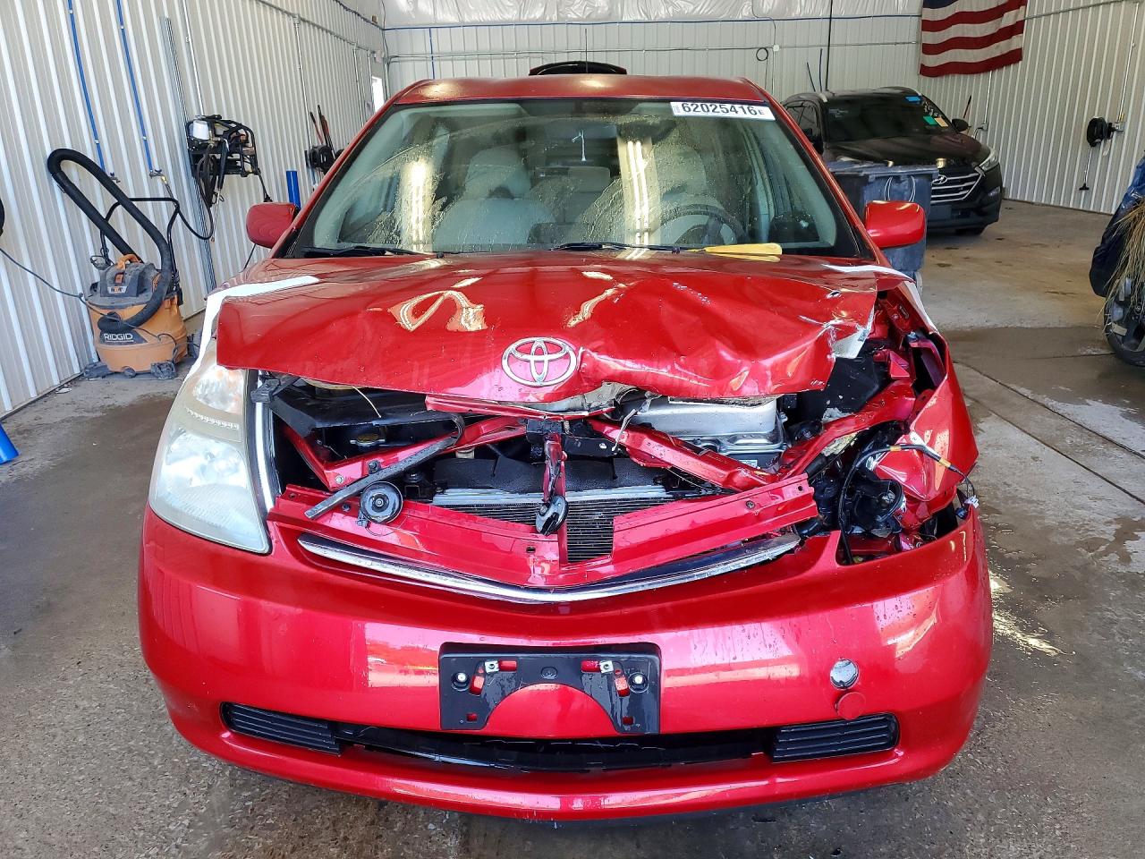 2008 Toyota Prius Base Red vin: JTDKB20U087727210