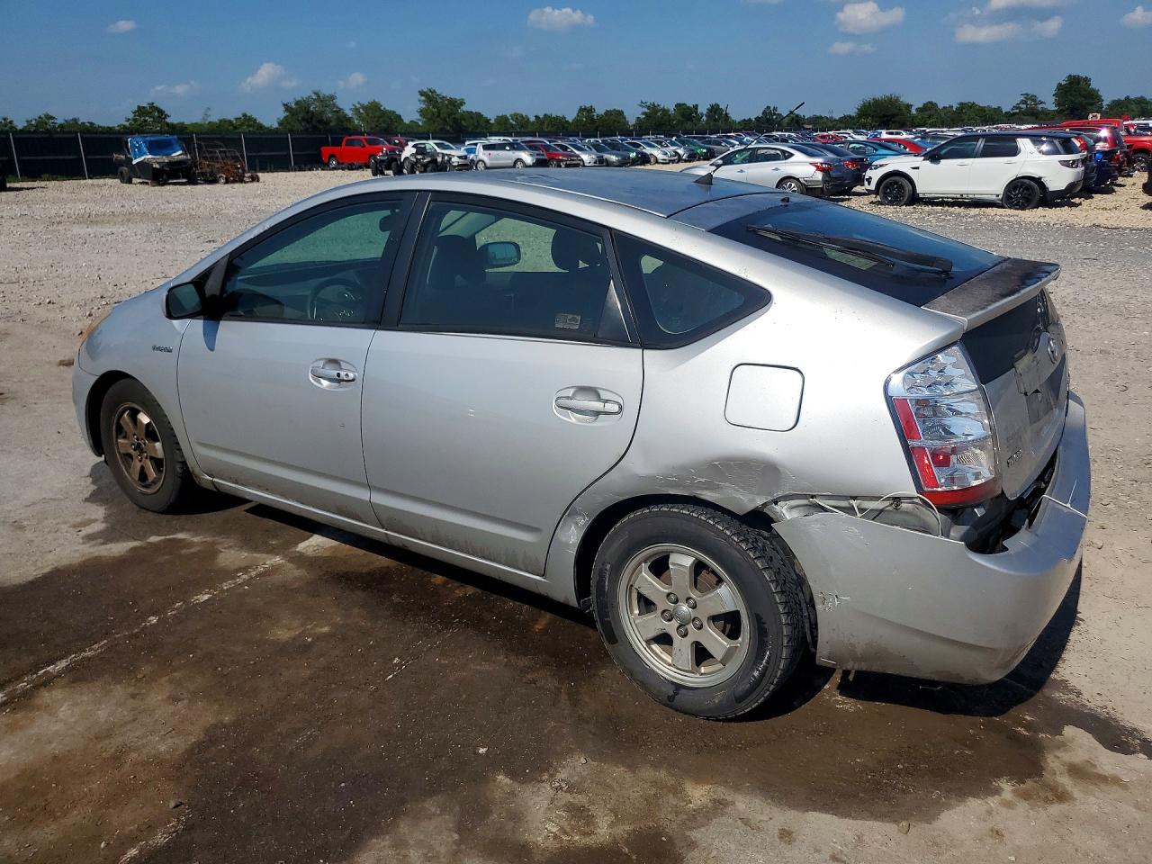 2008 Toyota Prius Base Silver vin: JTDKB20U087727904