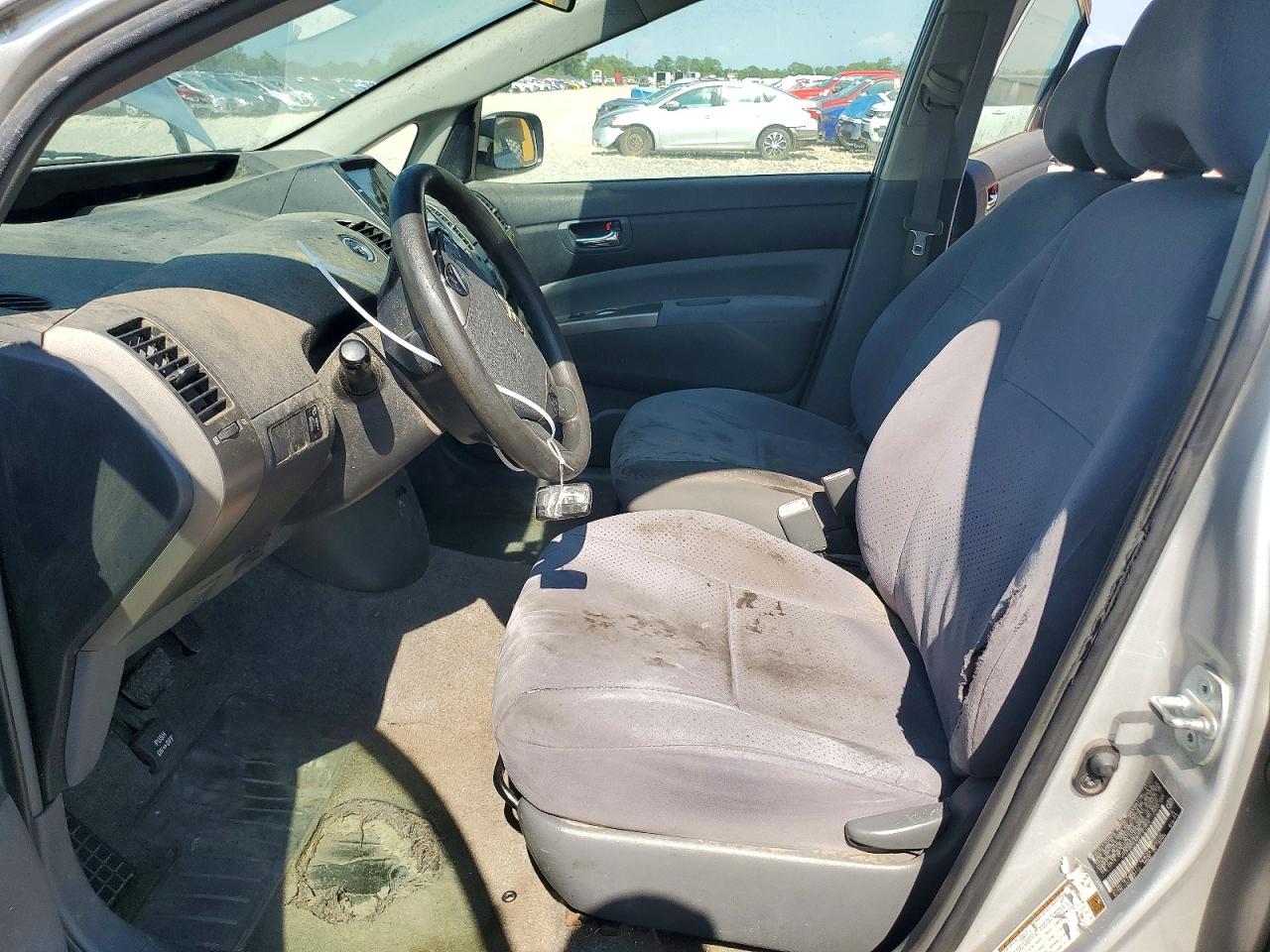 2008 Toyota Prius Base Silver vin: JTDKB20U087727904
