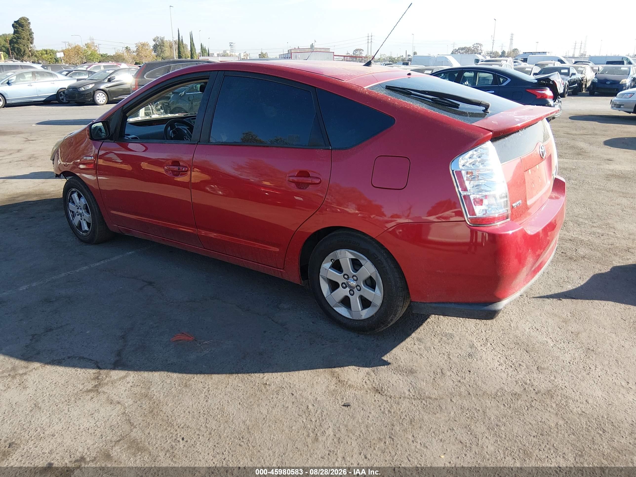 2008 Toyota Prius   Red vin: JTDKB20U087755959
