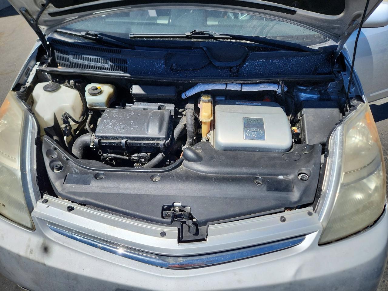 2008 Toyota Prius Base Silver vin: JTDKB20U087770901