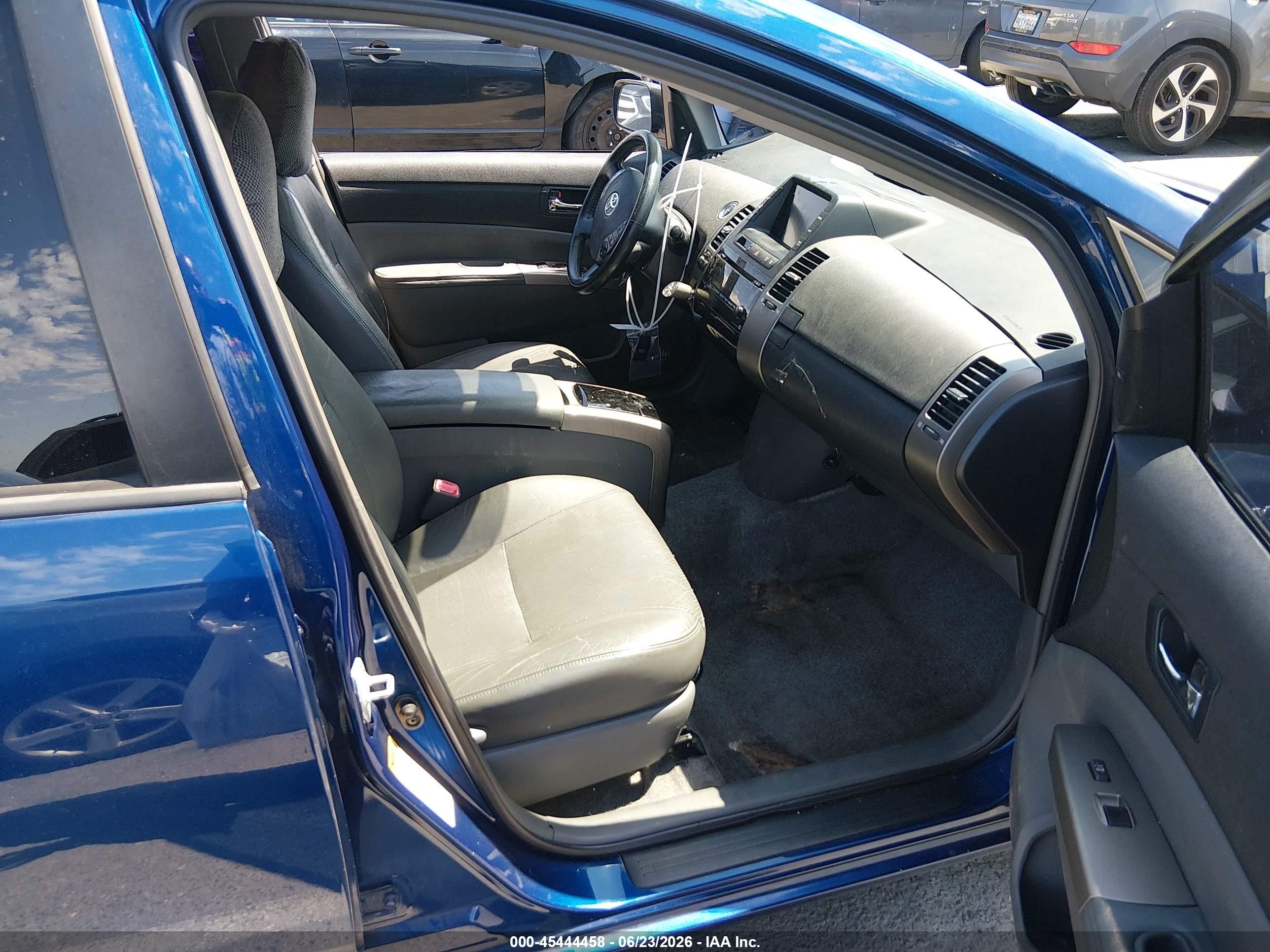 2008 Toyota Prius   Blue vin: JTDKB20U087812077