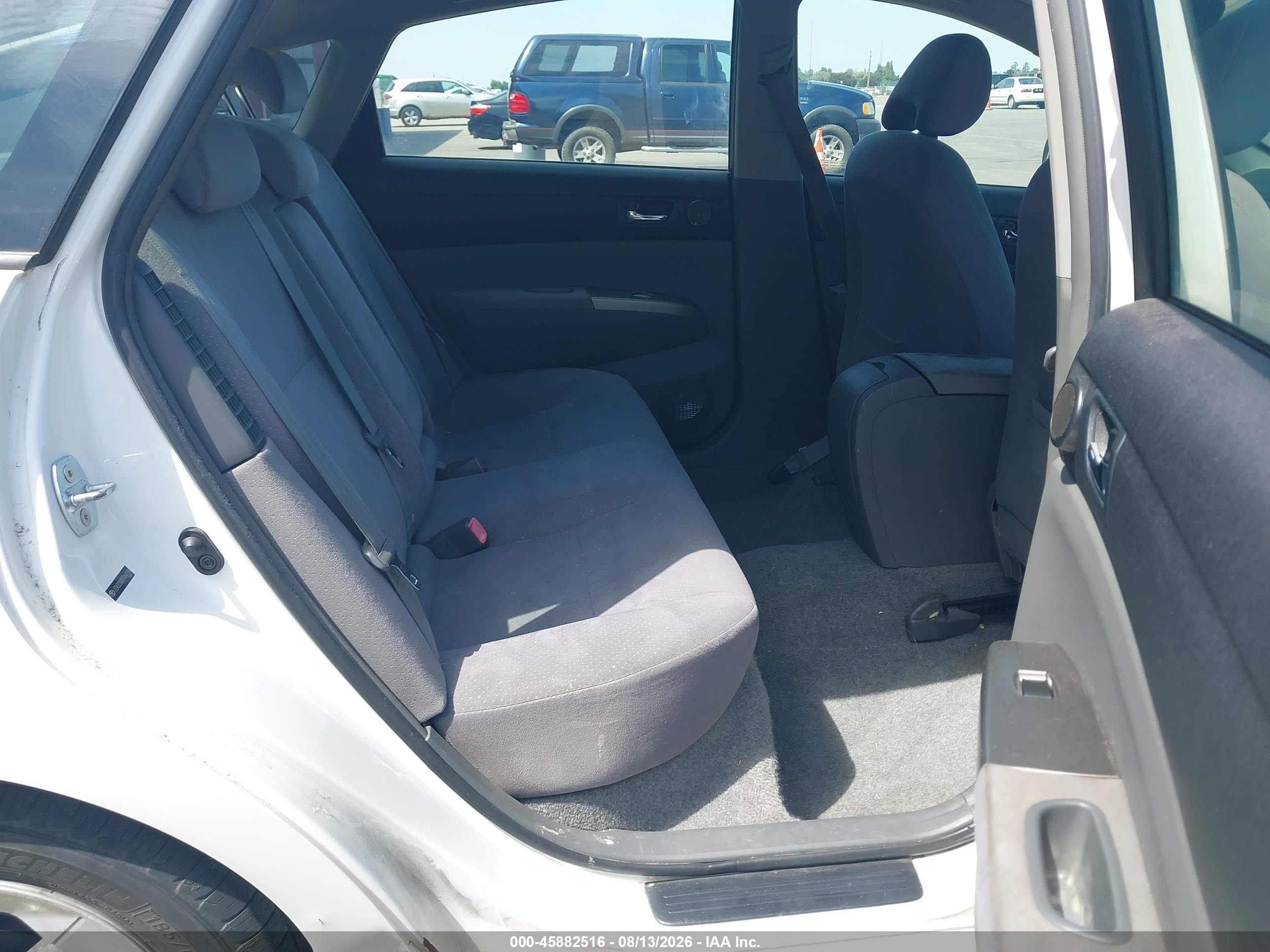 2009 Toyota Prius   White vin: JTDKB20U093464189