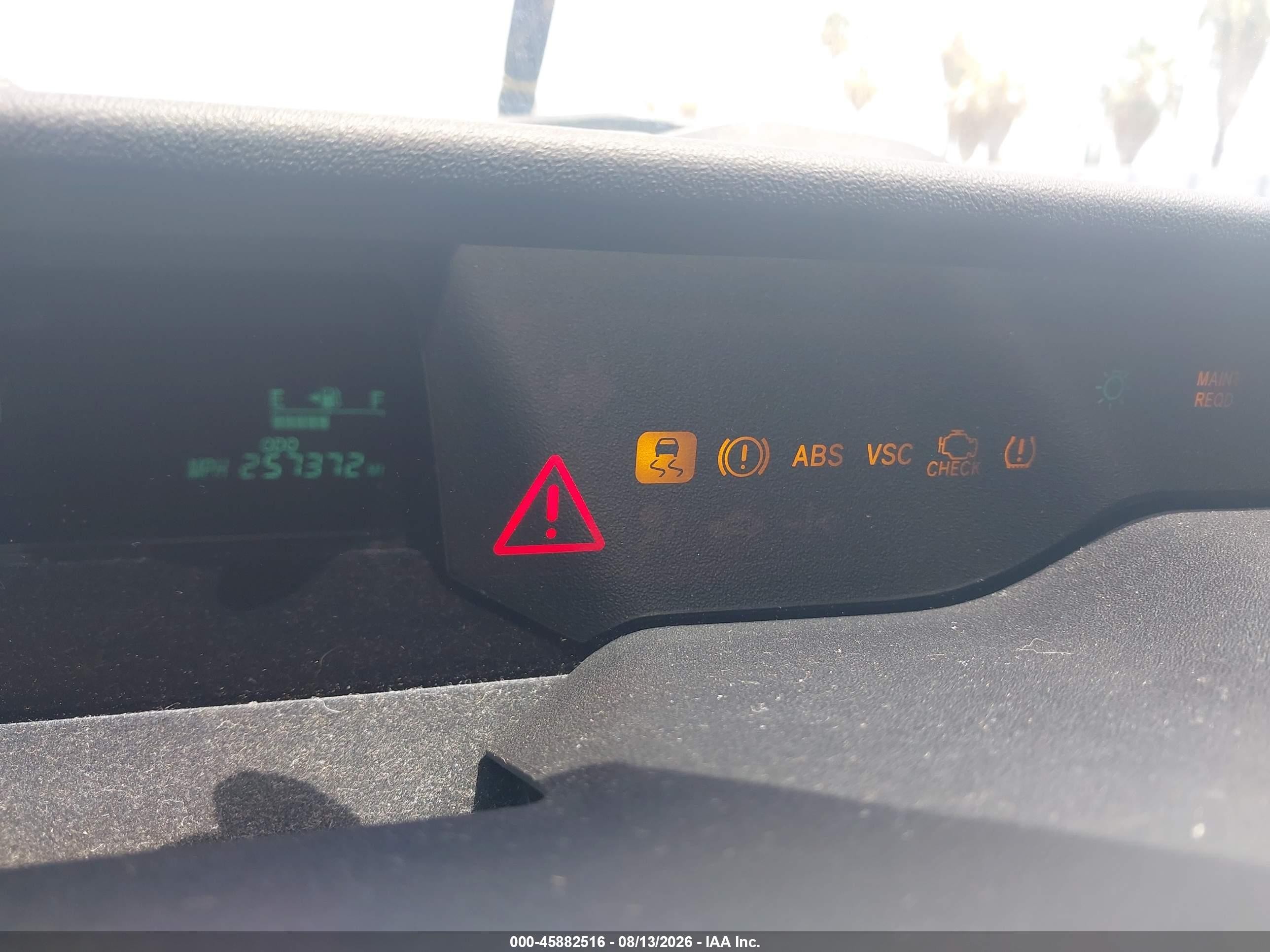 2009 Toyota Prius   White vin: JTDKB20U093464189