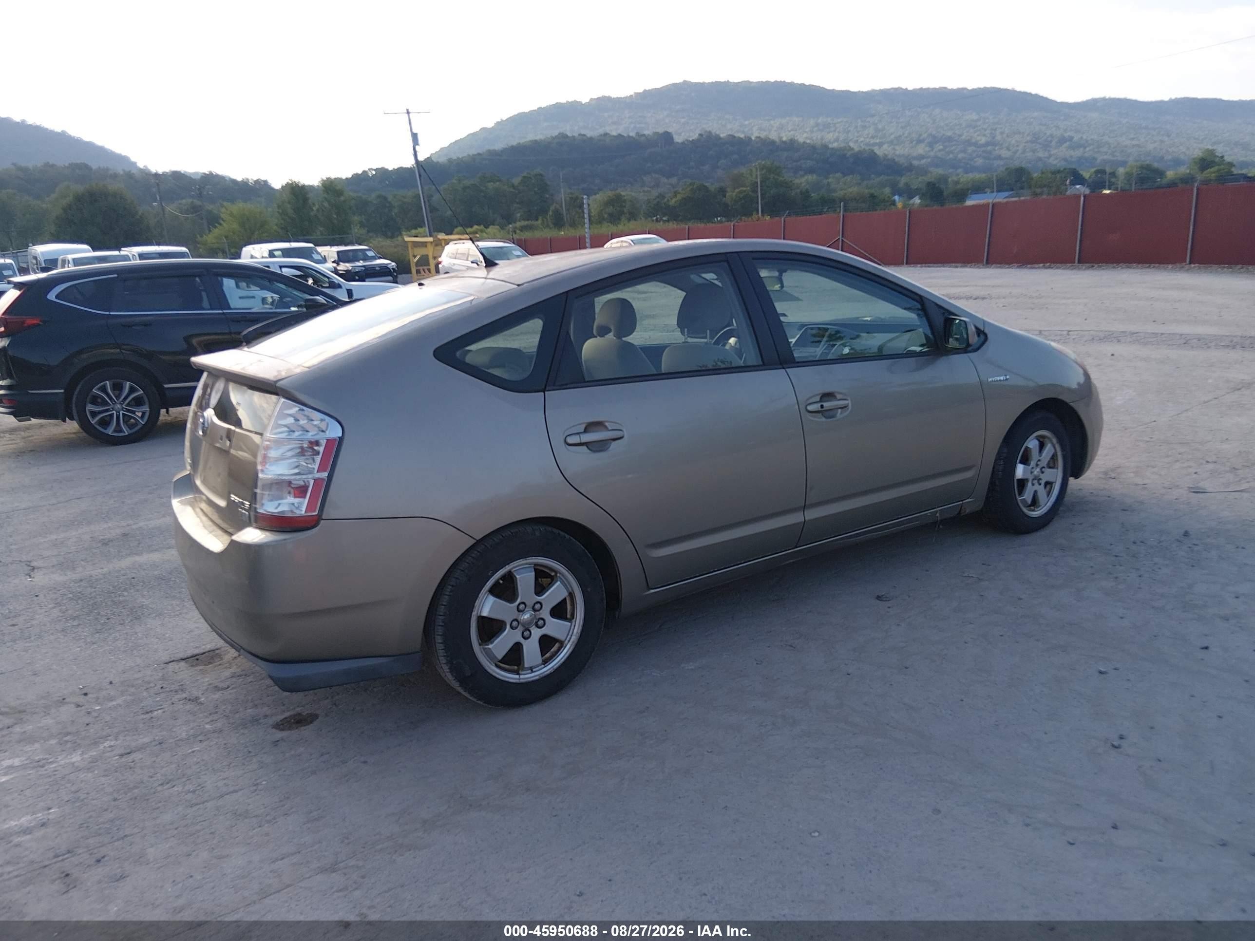 2009 Toyota Prius   Gold vin: JTDKB20U093472552