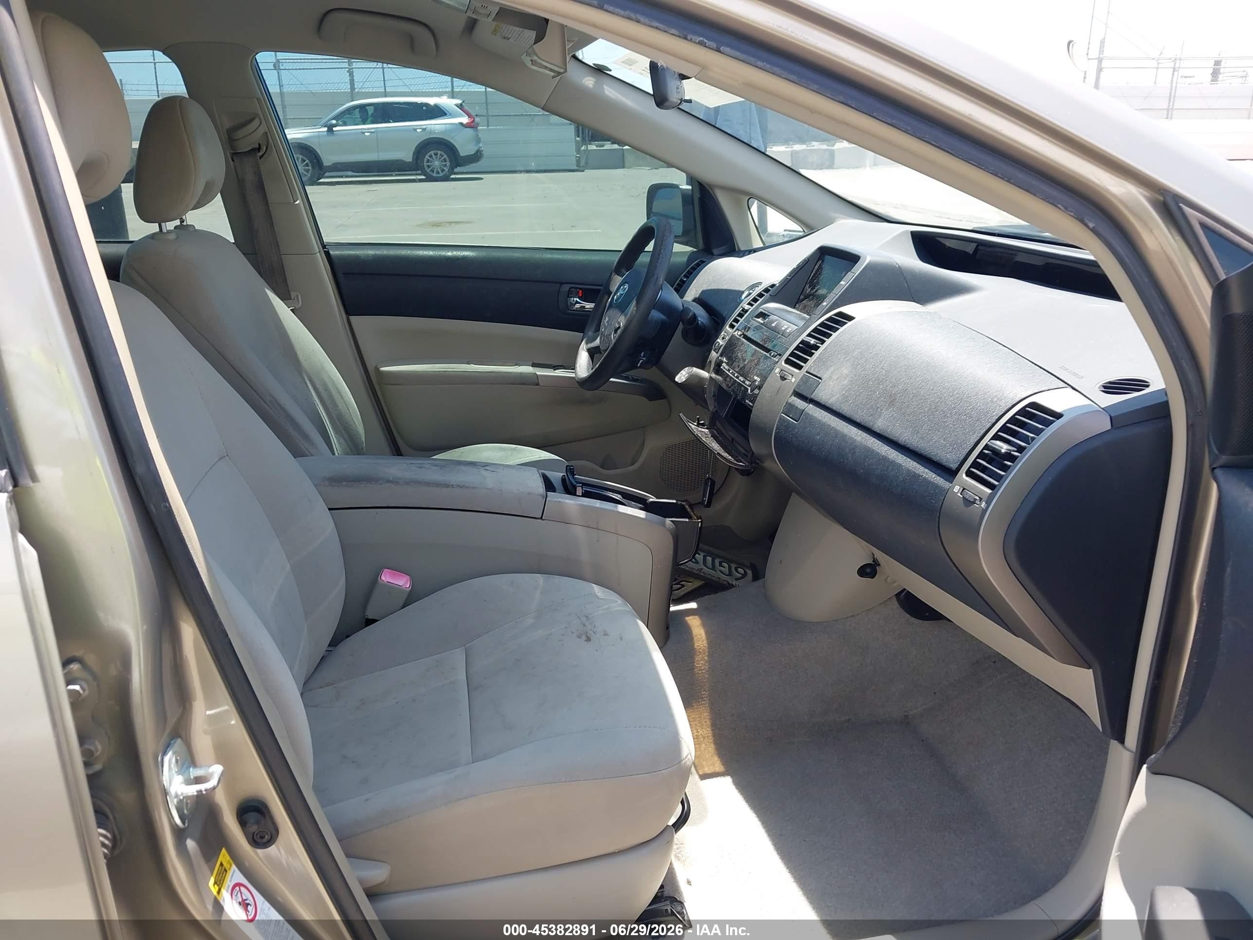2009 Toyota Prius   Silver vin: JTDKB20U093521393