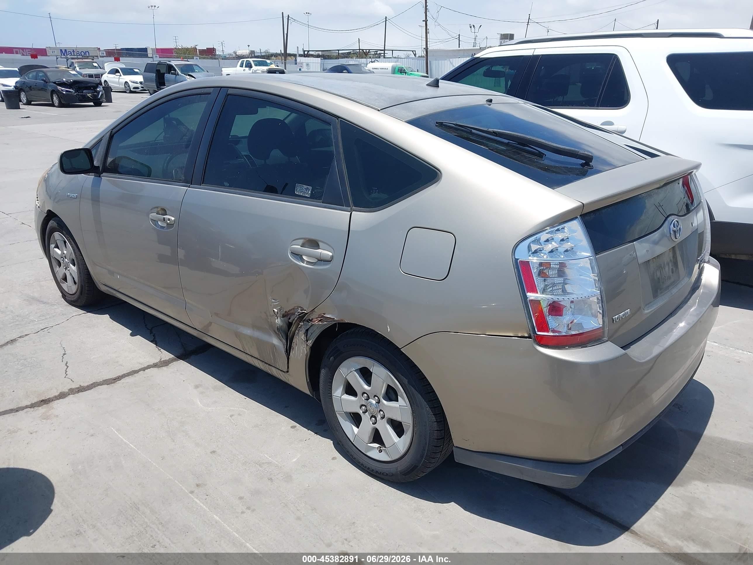 2009 Toyota Prius   Silver vin: JTDKB20U093521393