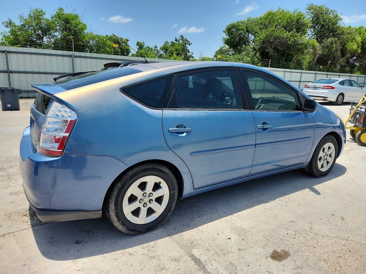 2009 Toyota Prius Base Blue vin: JTDKB20U097832735