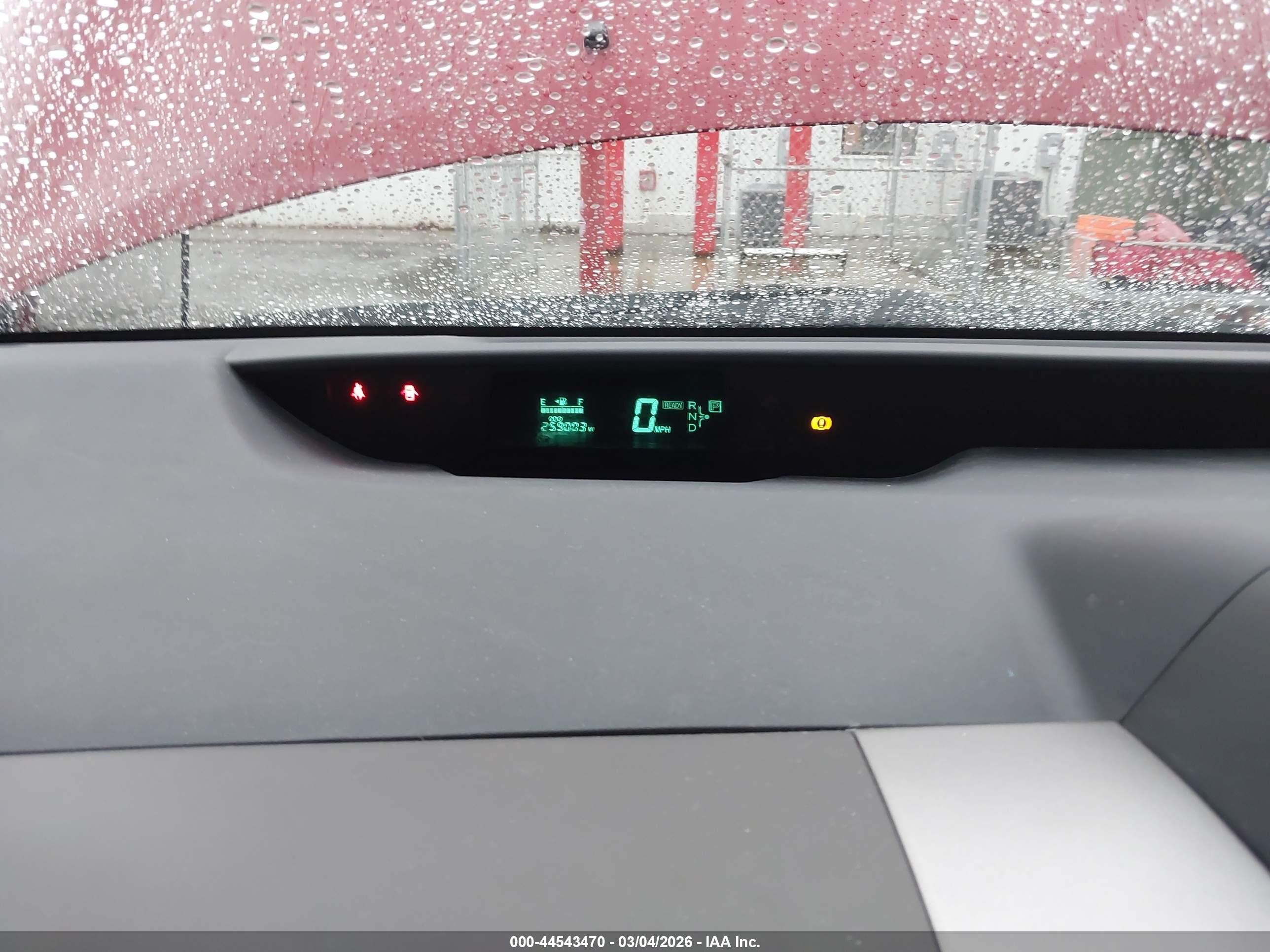 2004 Toyota Prius Red vin: JTDKB20U140015100