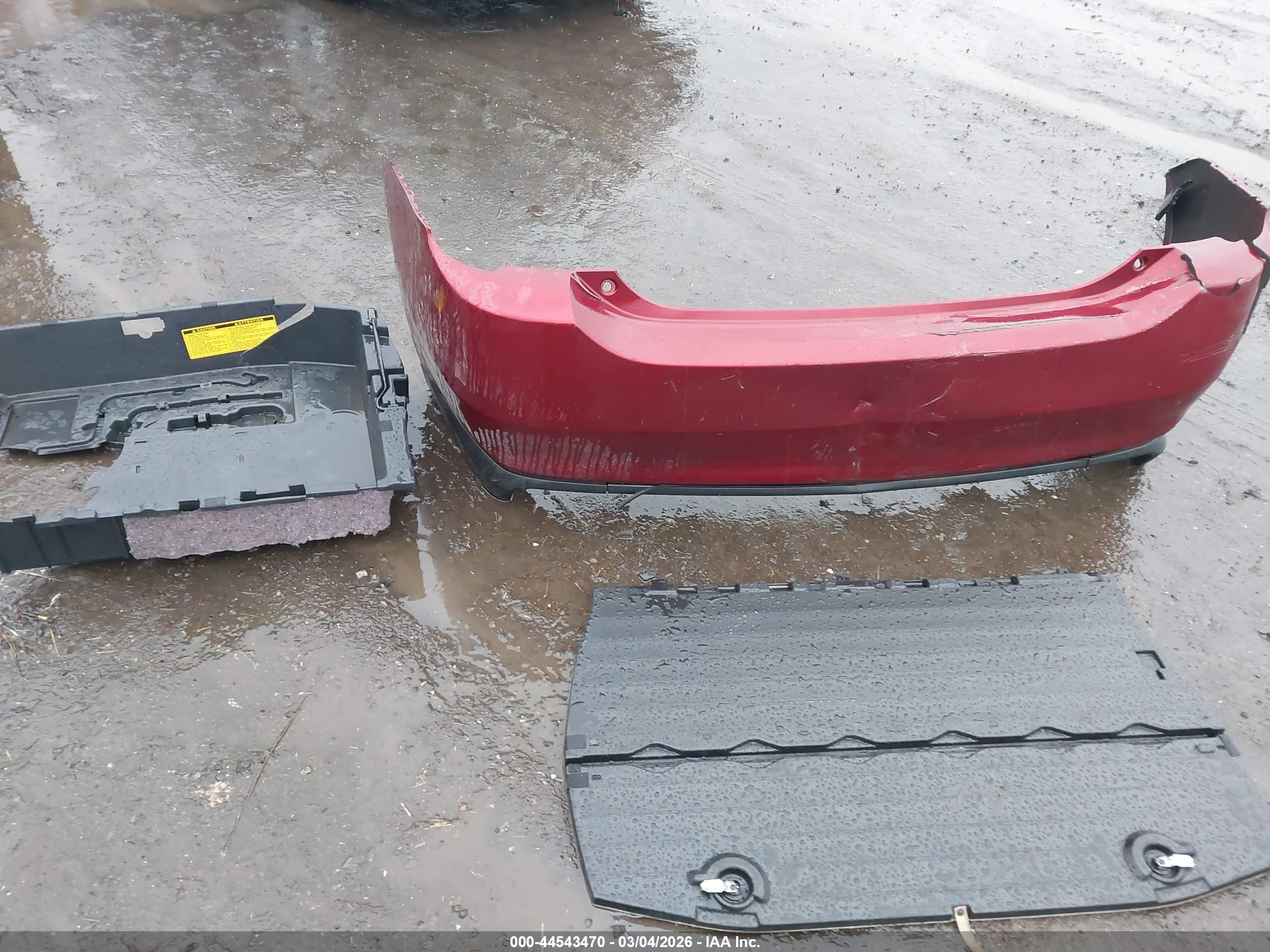 2004 Toyota Prius Red vin: JTDKB20U140015100