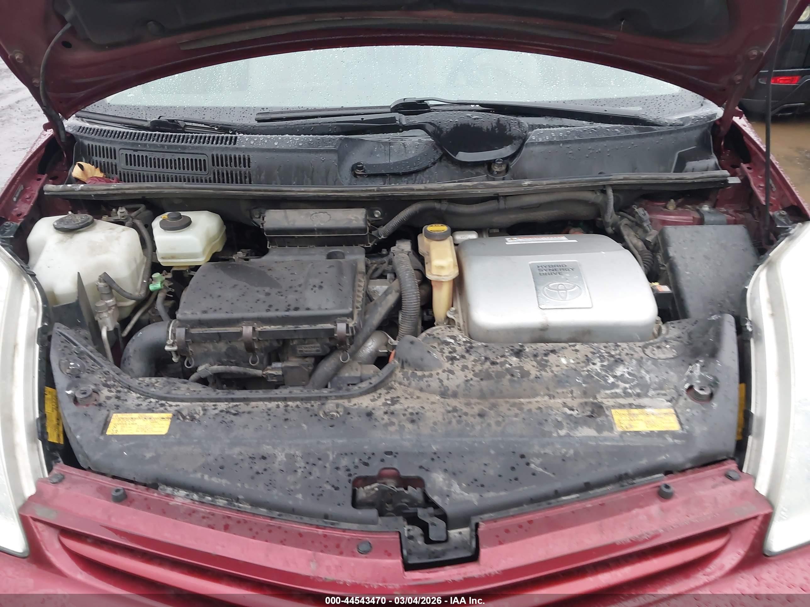 2004 Toyota Prius Red vin: JTDKB20U140015100