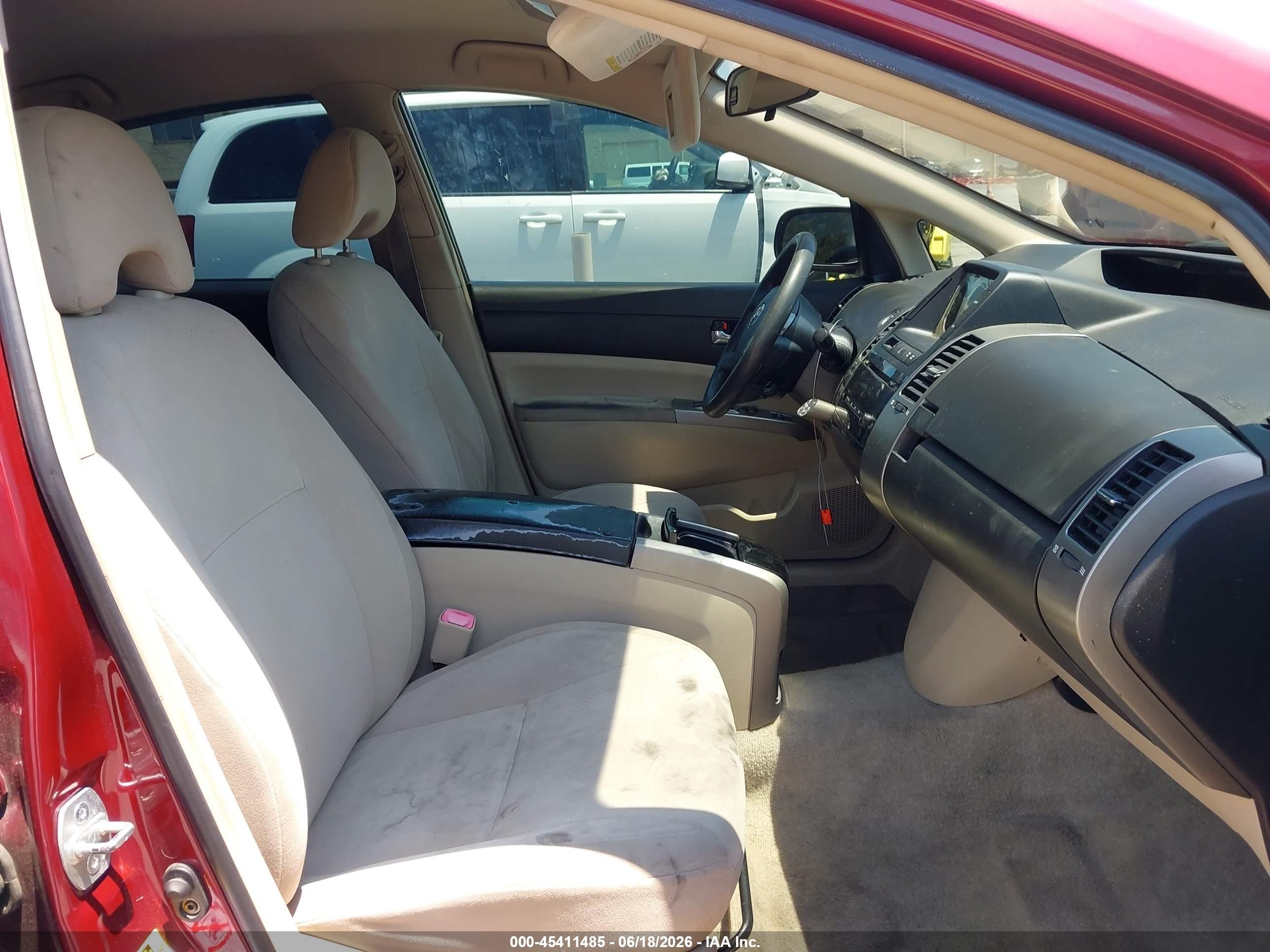 2004 Toyota Prius Red vin: JTDKB20U140019552
