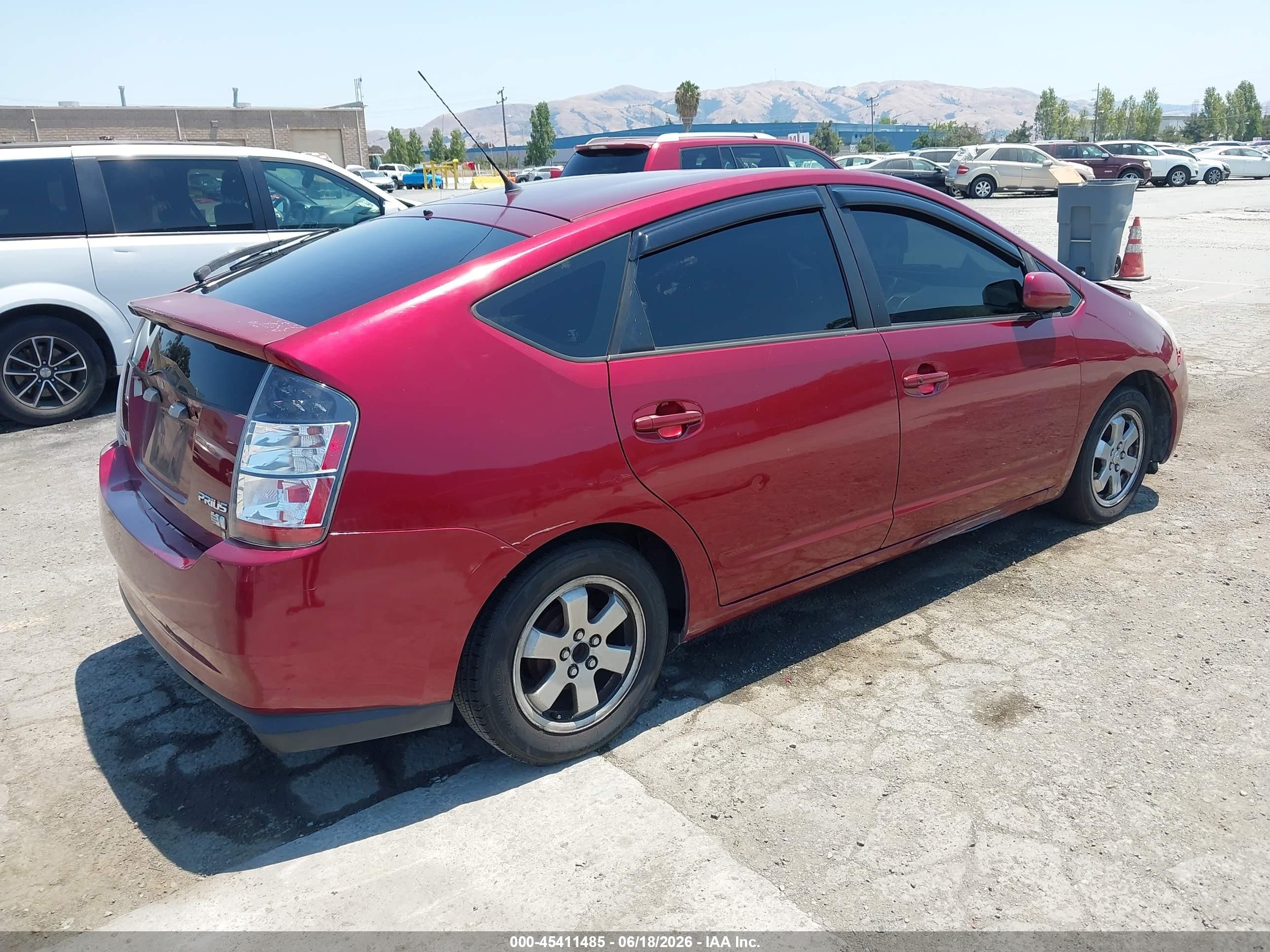 2004 Toyota Prius Red vin: JTDKB20U140019552