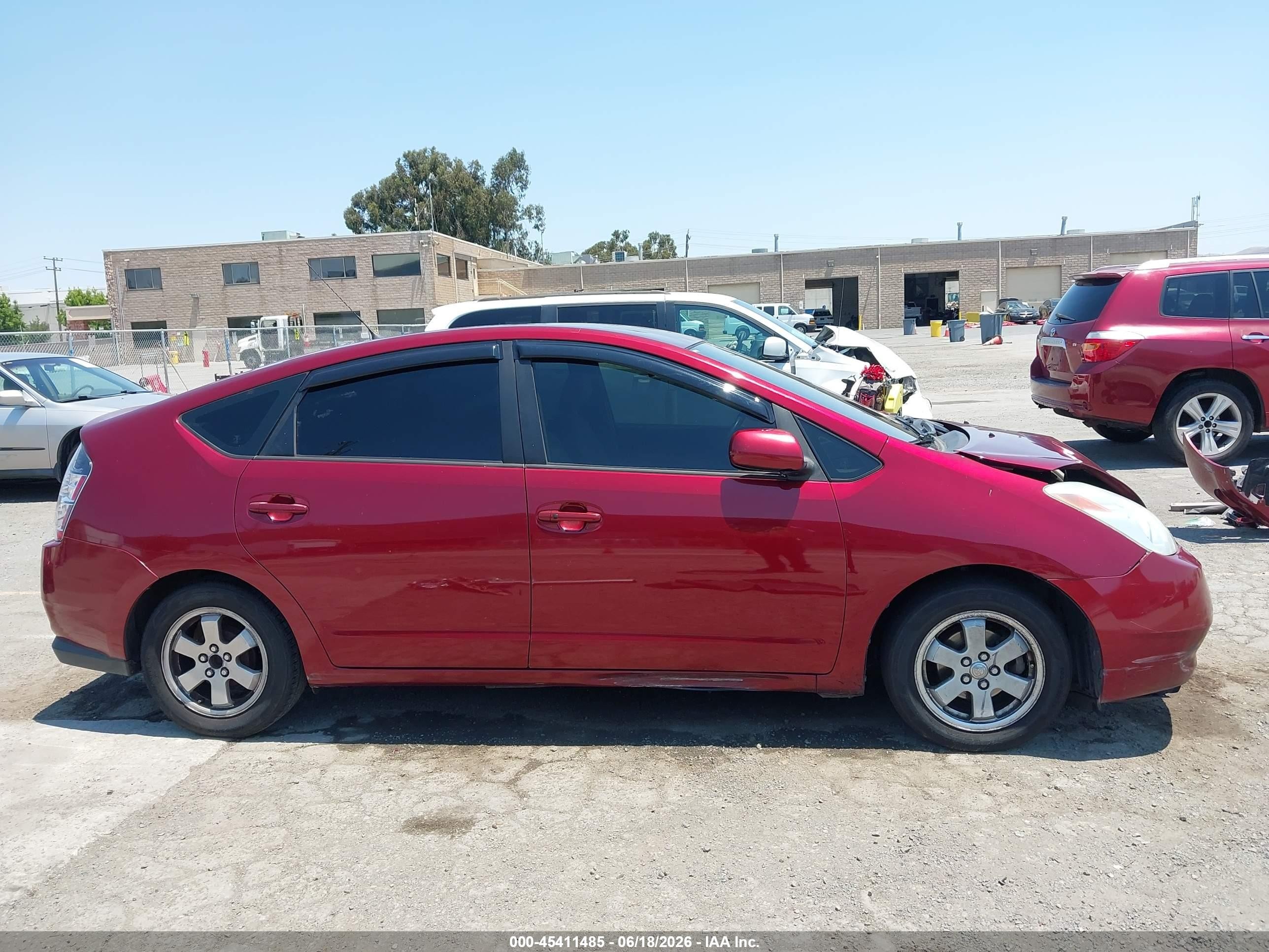 2004 Toyota Prius Red vin: JTDKB20U140019552