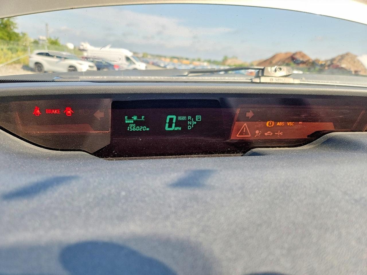 2004 Toyota Prius Base Tan vin: JTDKB20U140028235