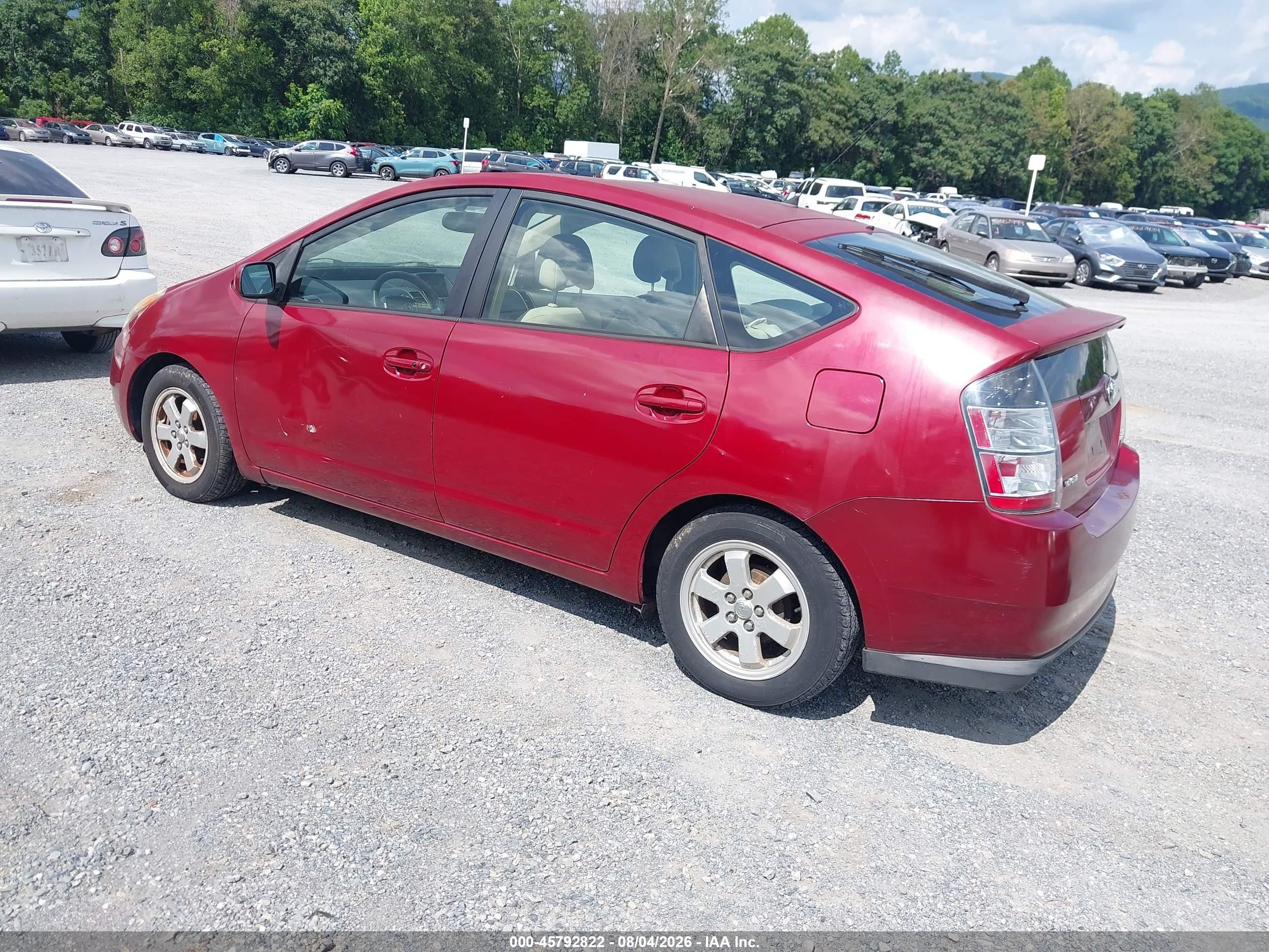 2004 Toyota Prius   Red vin: JTDKB20U140067584