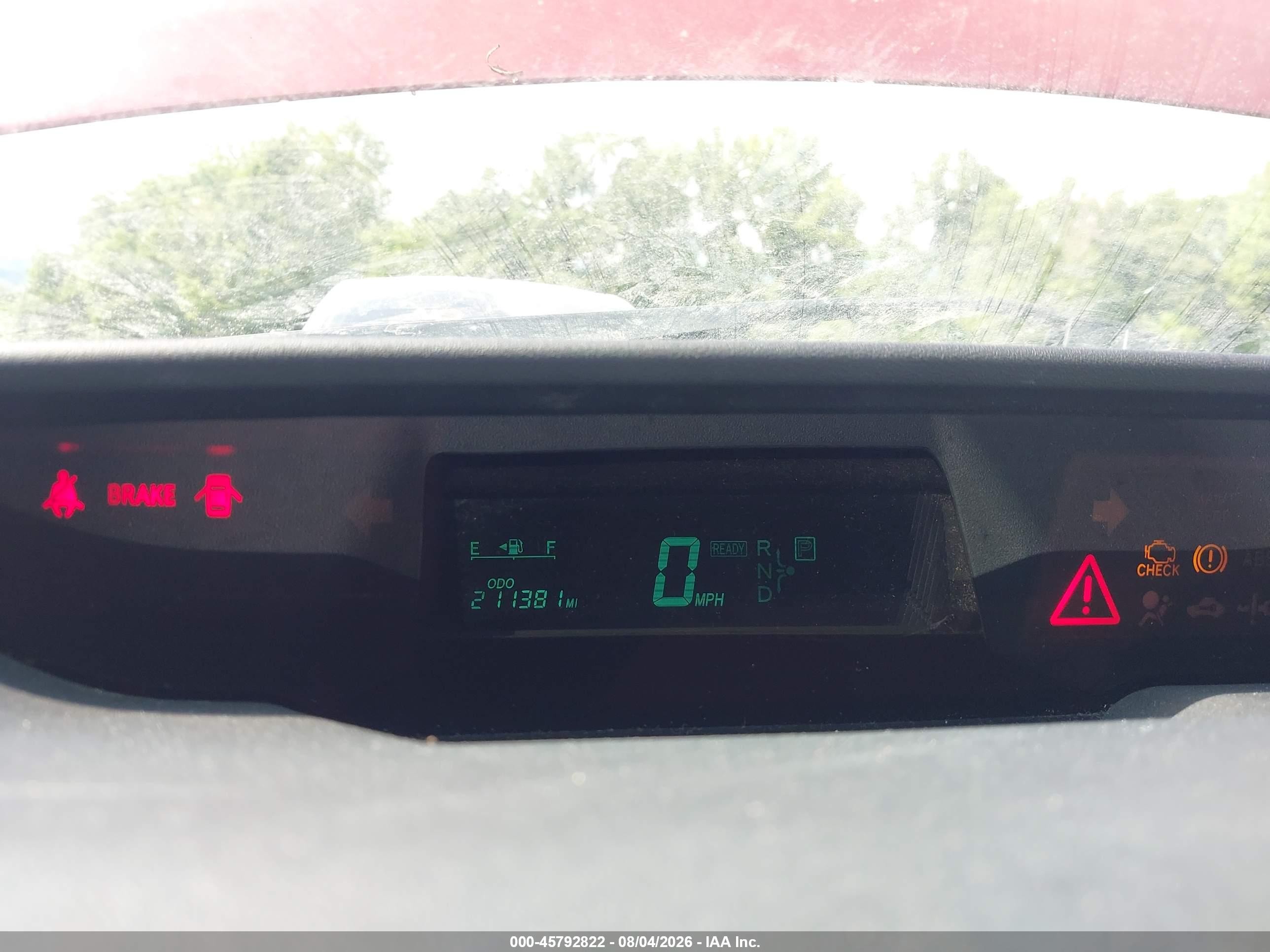 2004 Toyota Prius   Red vin: JTDKB20U140067584