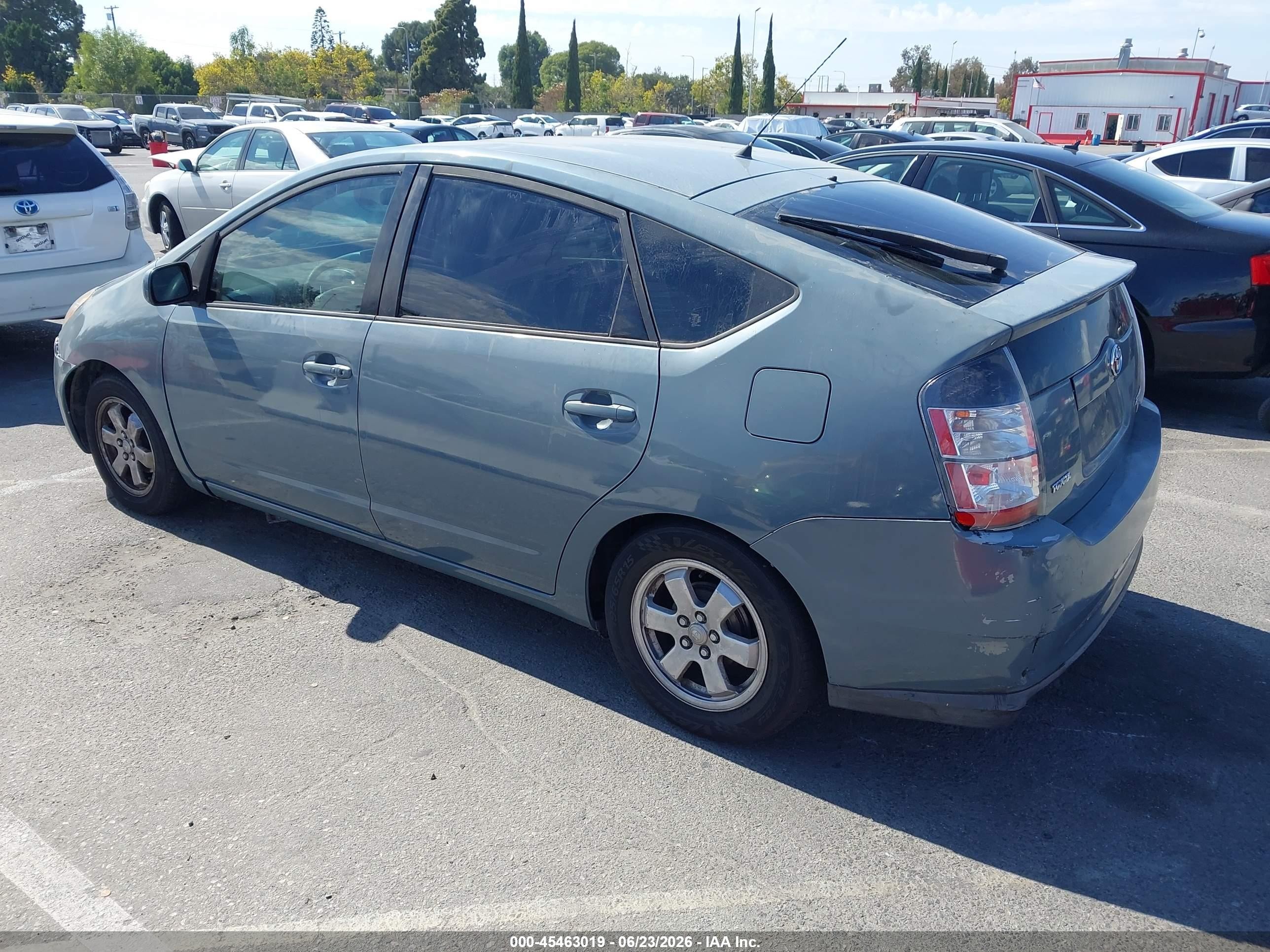 2004 Toyota Prius   Gray vin: JTDKB20U140078603
