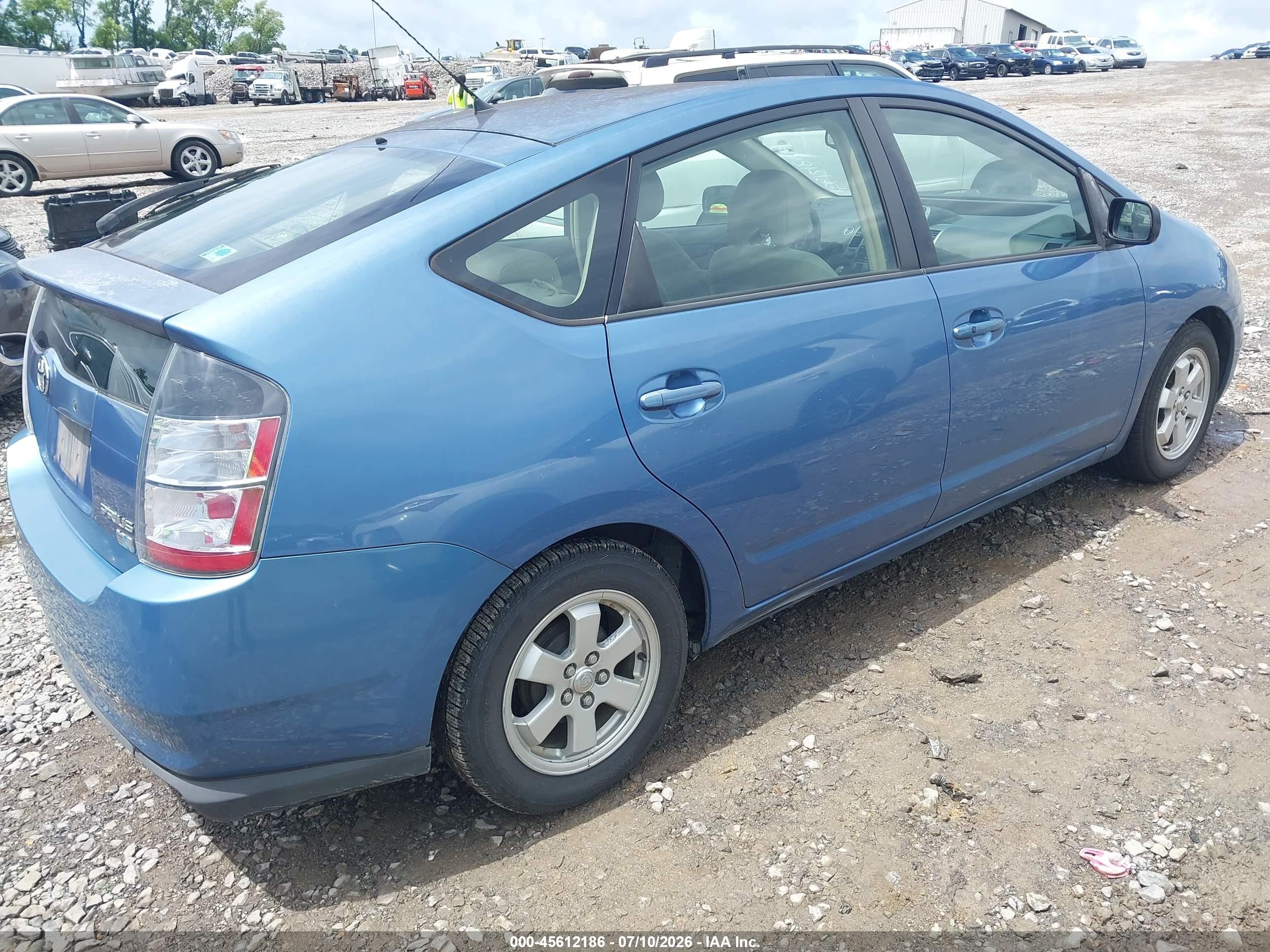 2004 Toyota Prius Blue vin: JTDKB20U140093943