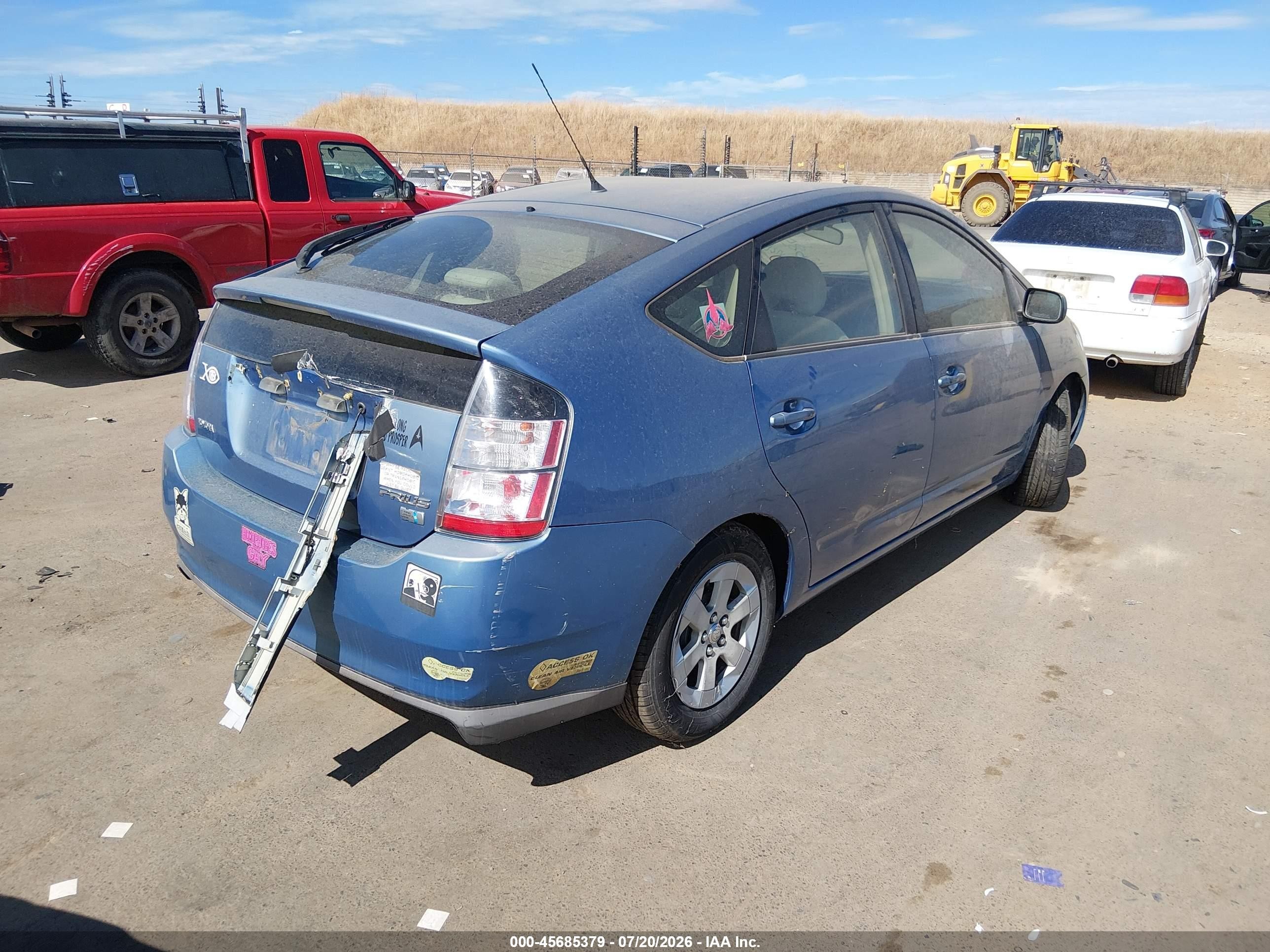2004 Toyota Prius   Blue vin: JTDKB20U140094929