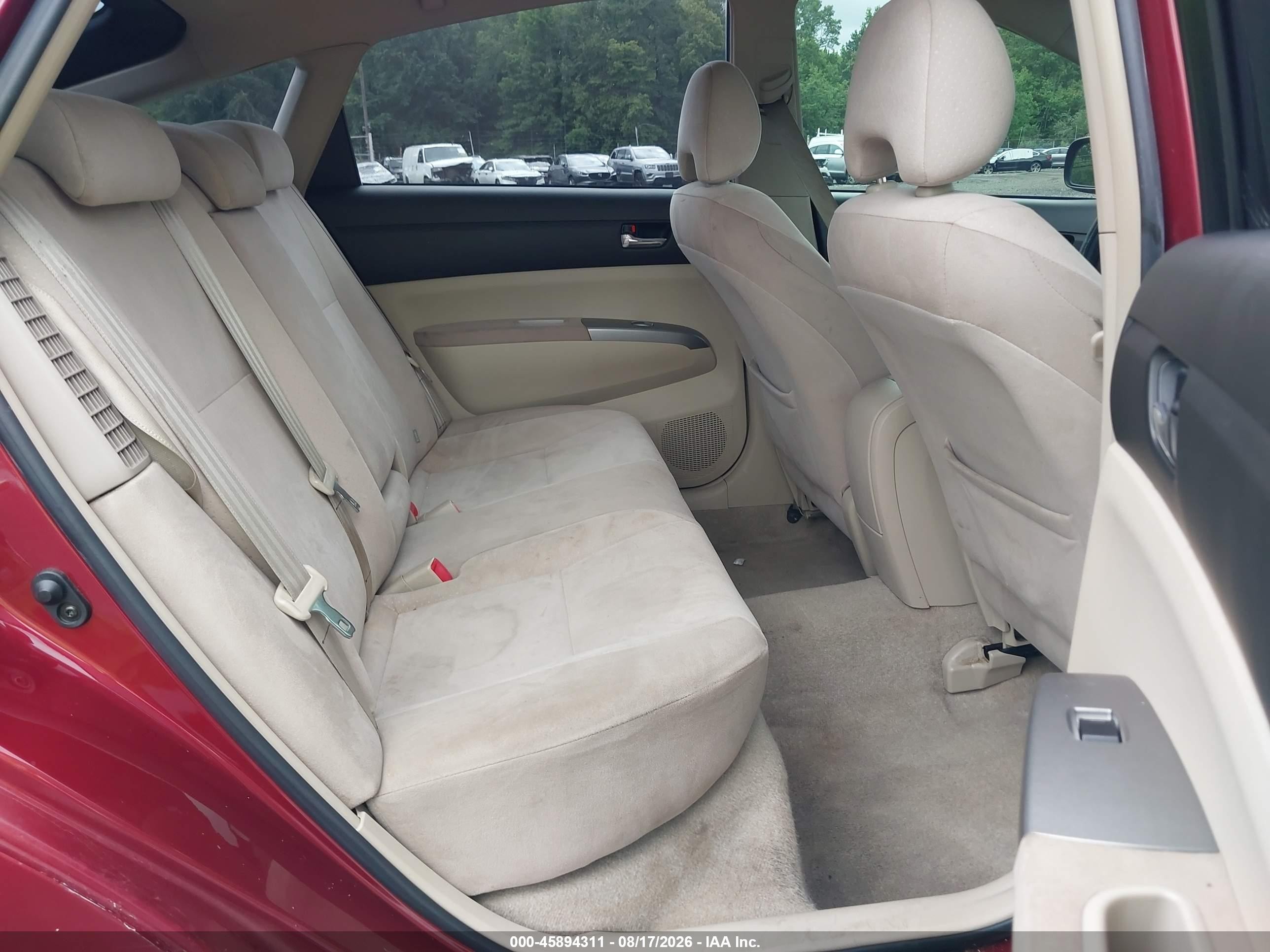 2004 Toyota Prius   Red vin: JTDKB20U140103497
