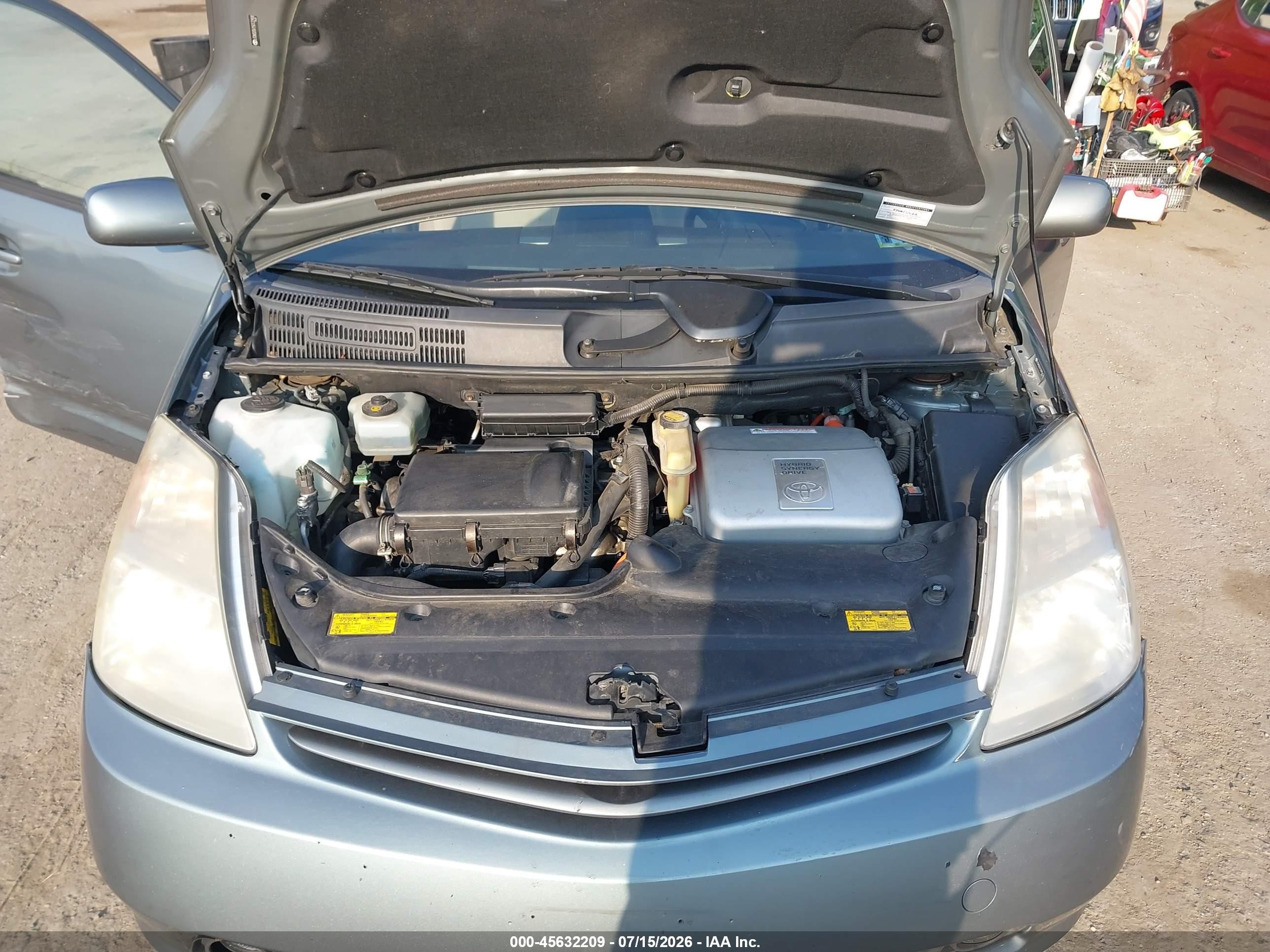 2005 Toyota Prius   Серый vin: JTDKB20U150122908