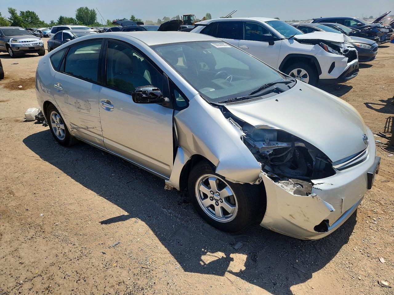 2005 Toyota Prius Base Silver vin: JTDKB20U150131348