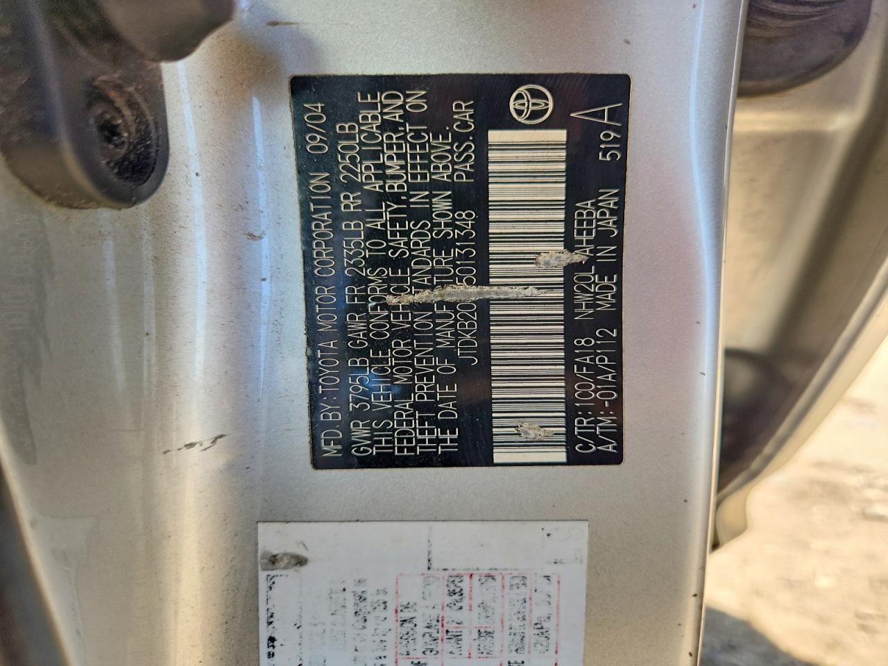2005 Toyota Prius Base Silver vin: JTDKB20U150131348