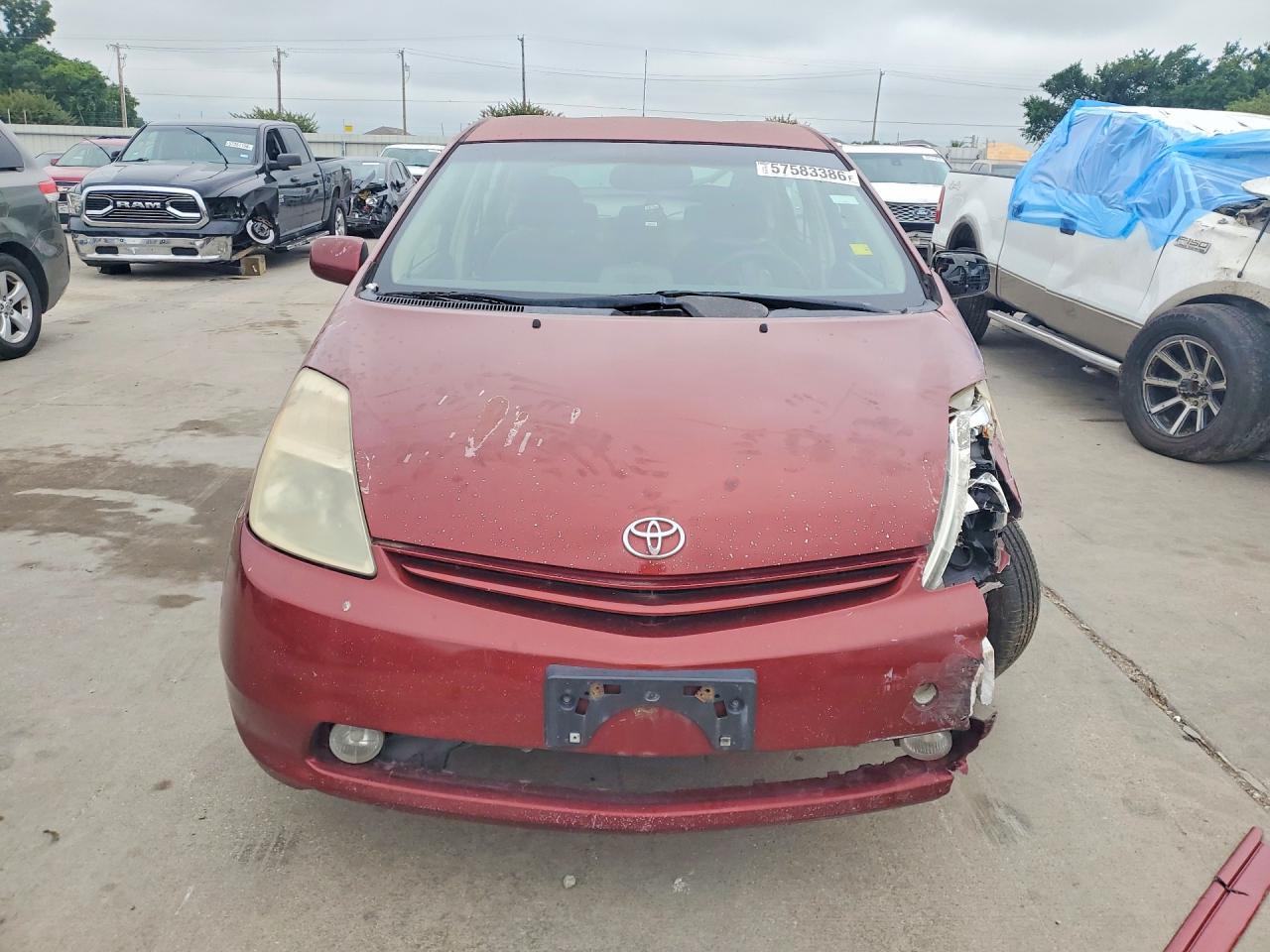 2005 Toyota Prius Base Red vin: JTDKB20U153045861