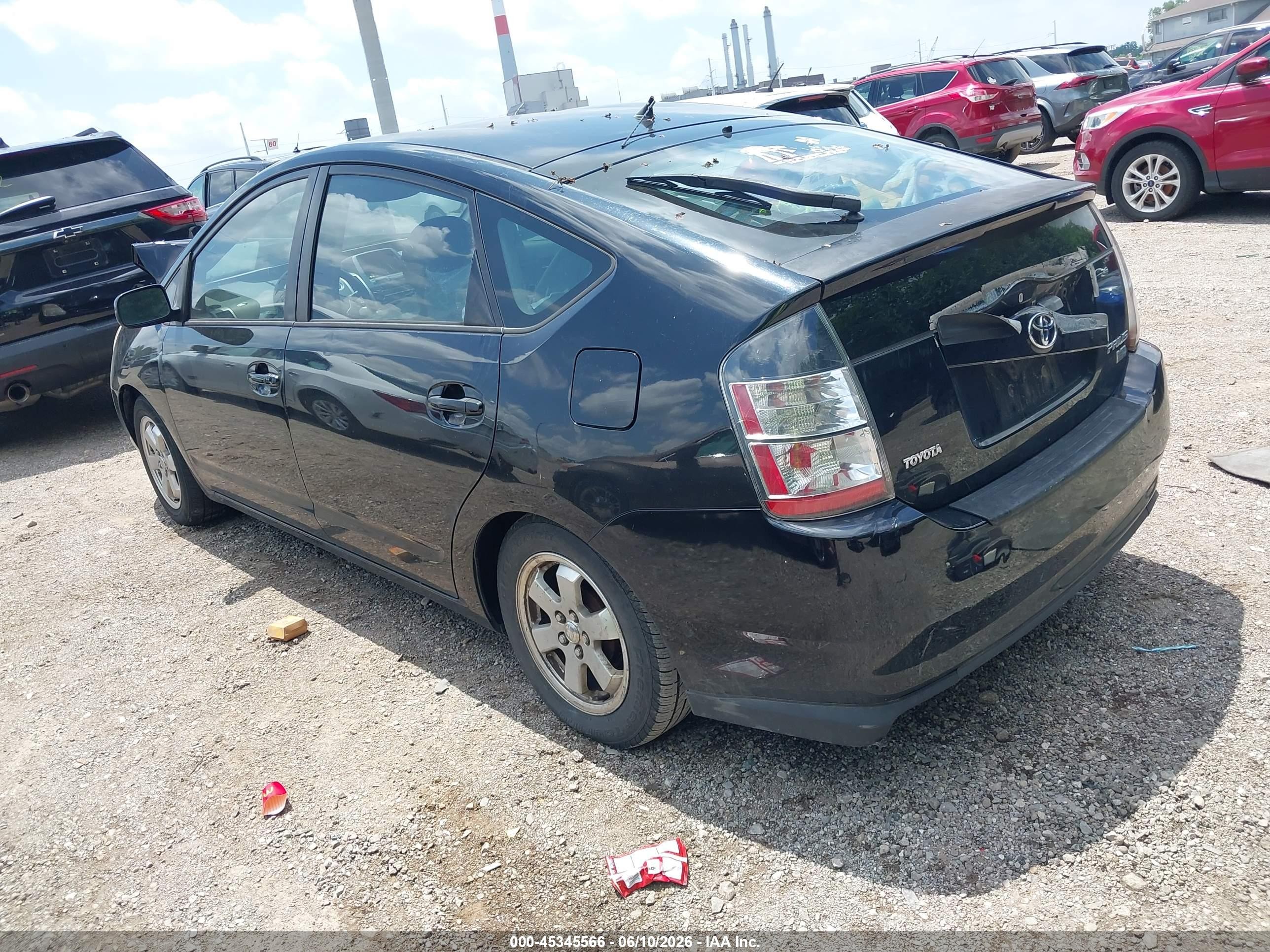 2005 Toyota Prius   Black vin: JTDKB20U153045973