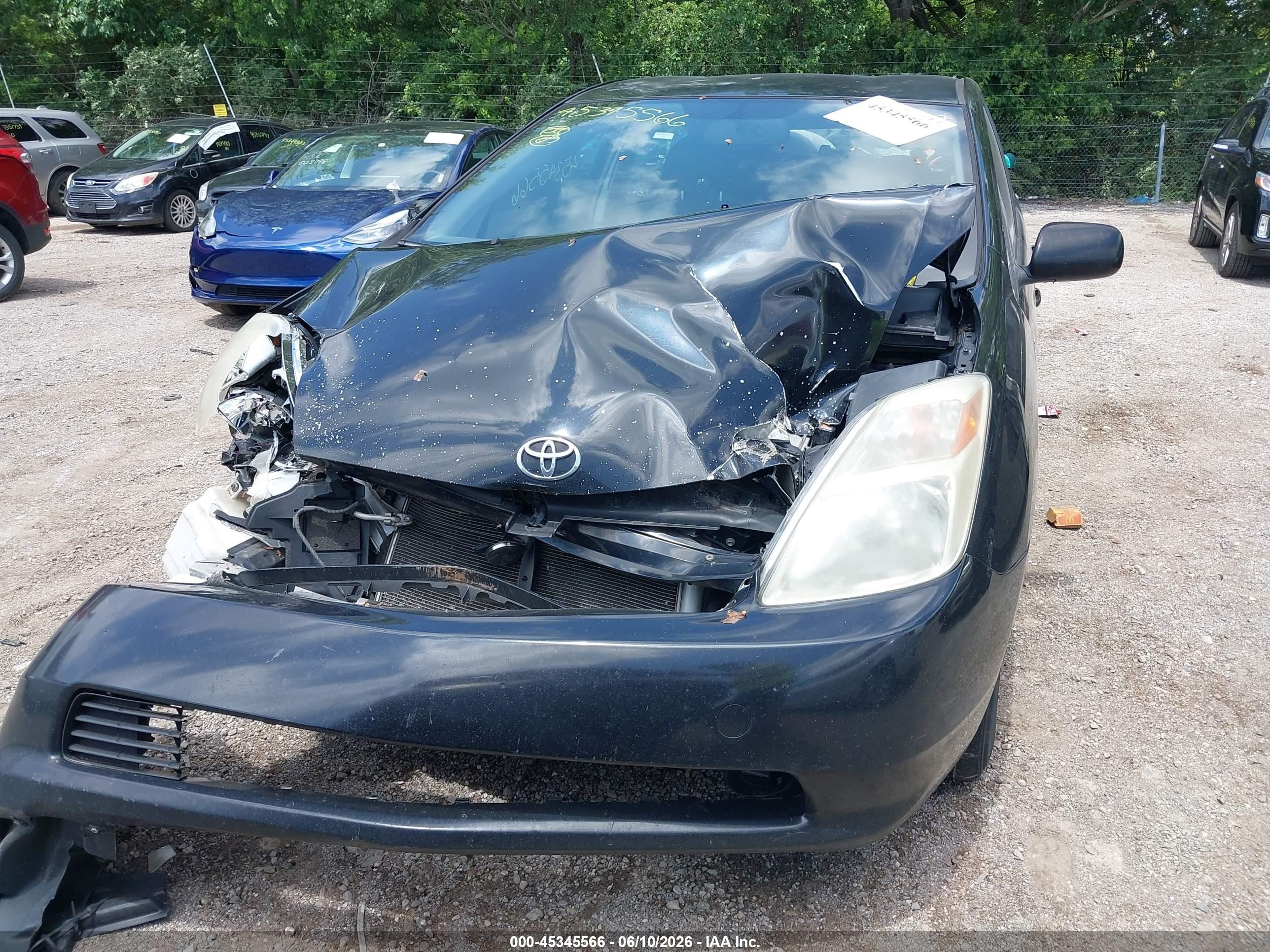 2005 Toyota Prius   Black vin: JTDKB20U153045973