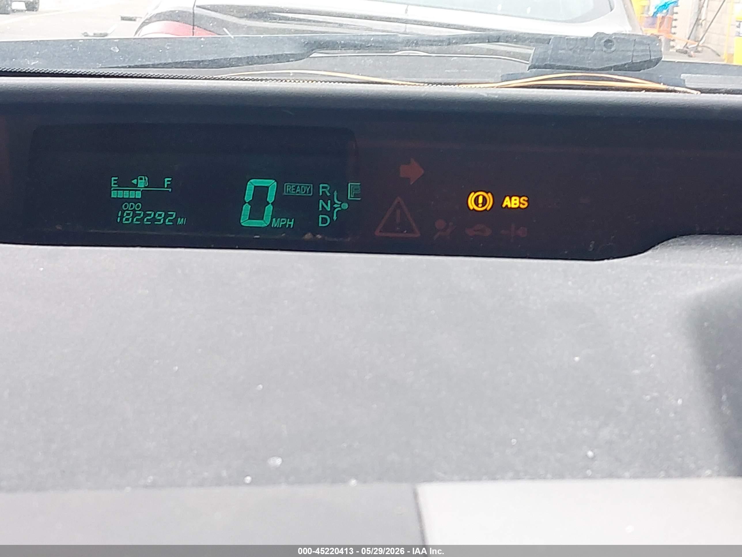 2005 Toyota Prius   Серый vin: JTDKB20U153064684