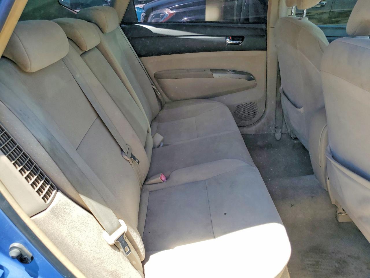 2005 Toyota Prius Base Blue vin: JTDKB20U153079816