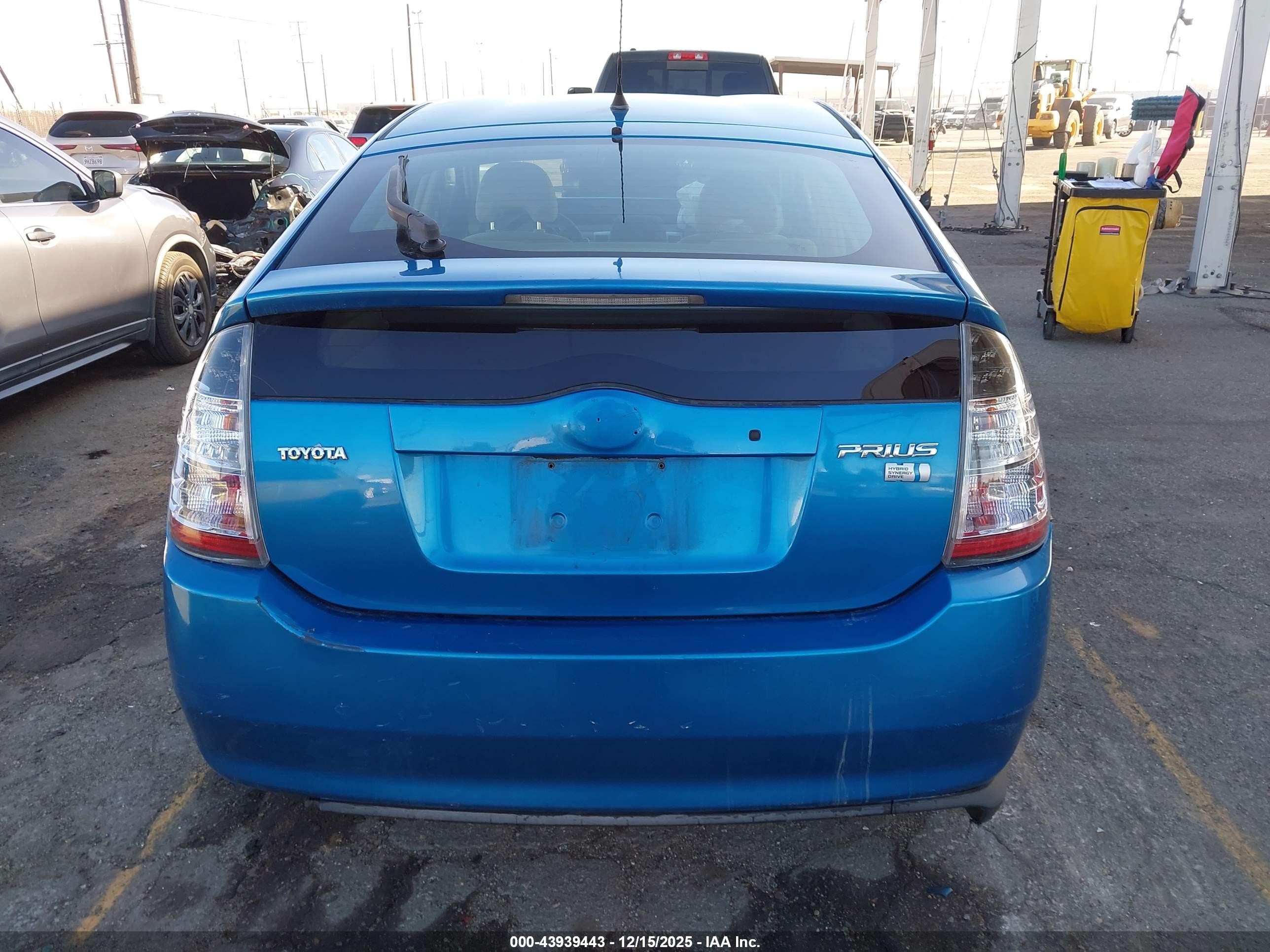 2005 Toyota Prius   Синий vin: JTDKB20U153093036
