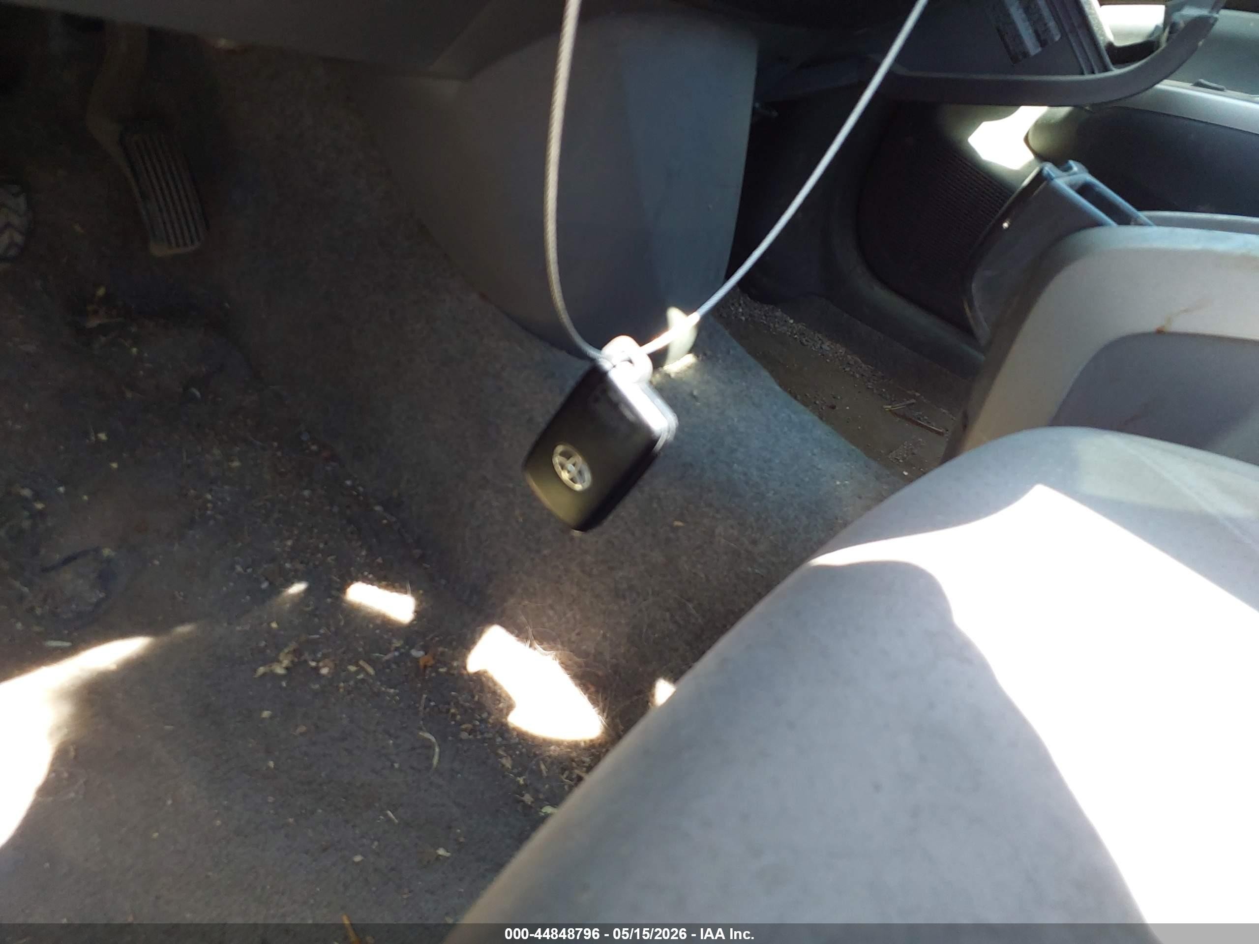 2005 Toyota Prius   Black vin: JTDKB20U153113107