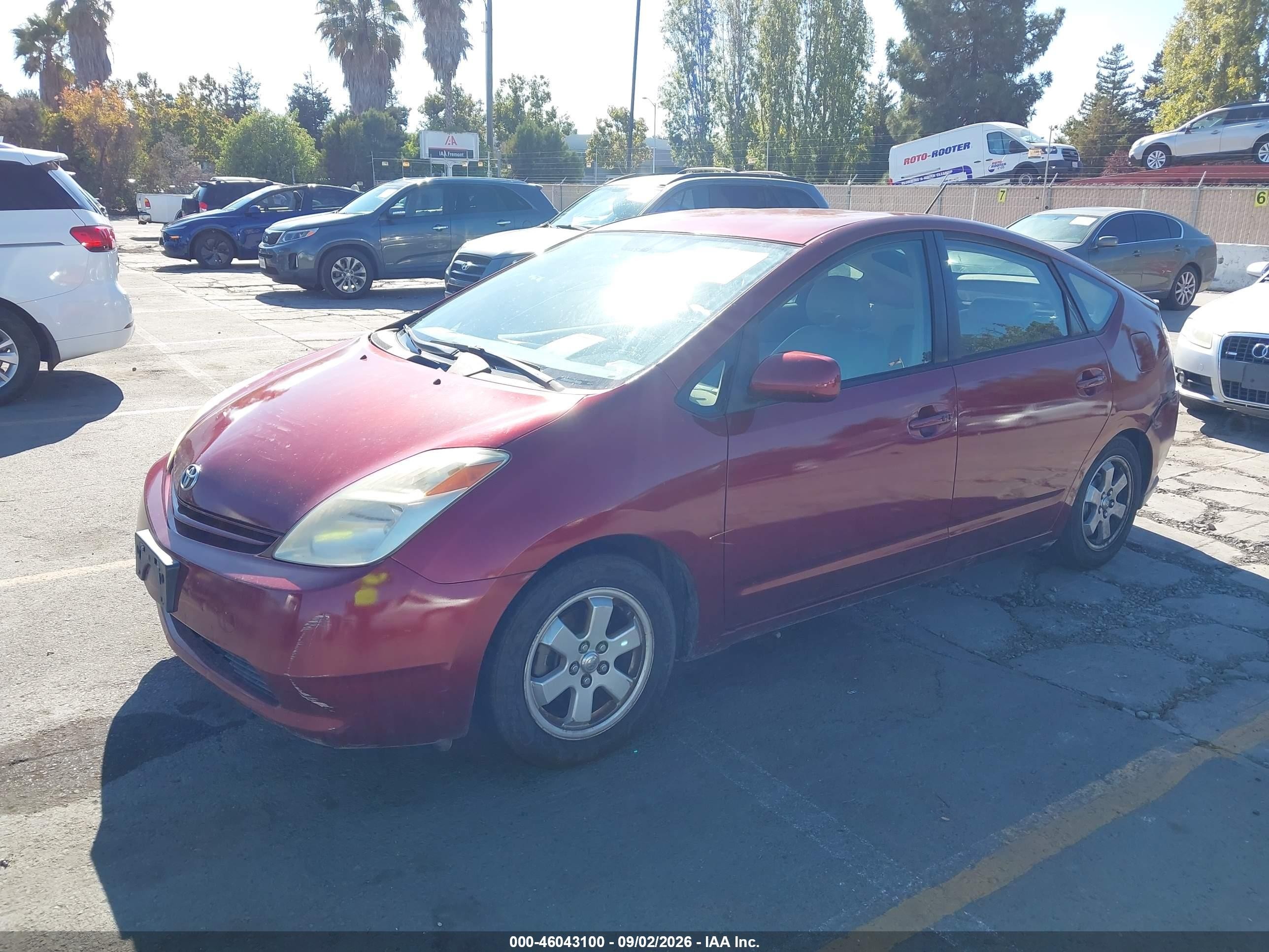2005 Toyota Prius   Burgundy vin: JTDKB20U157053869