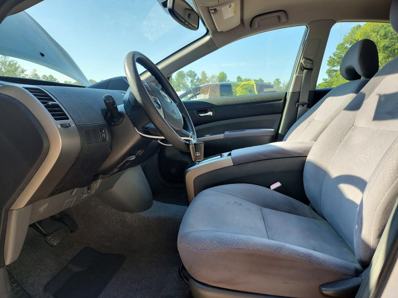 2006 Toyota Prius Base Silver vin: JTDKB20U163148201